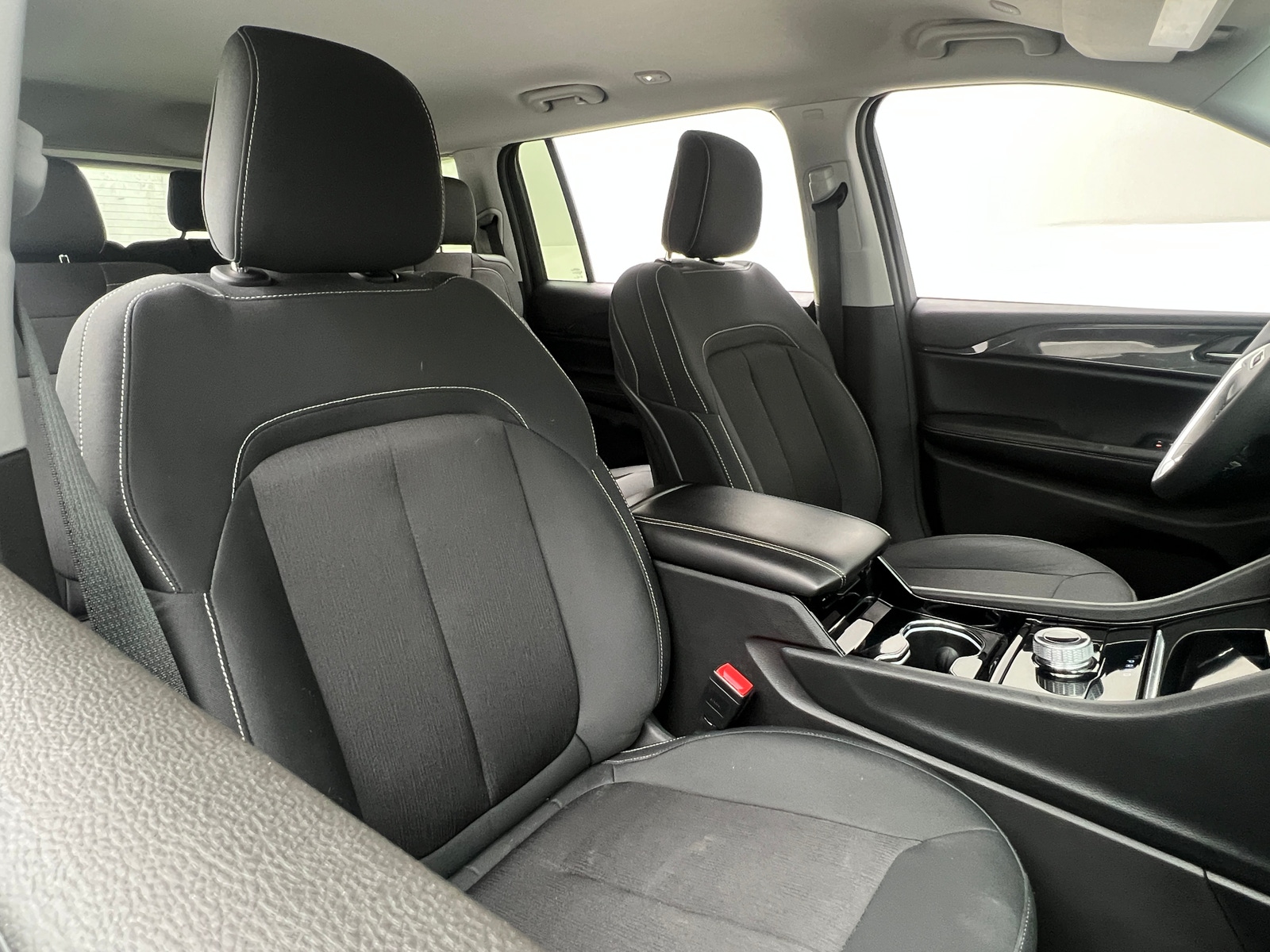 Thumbnail: 2023 Jeep Grand Cherokee L - 2