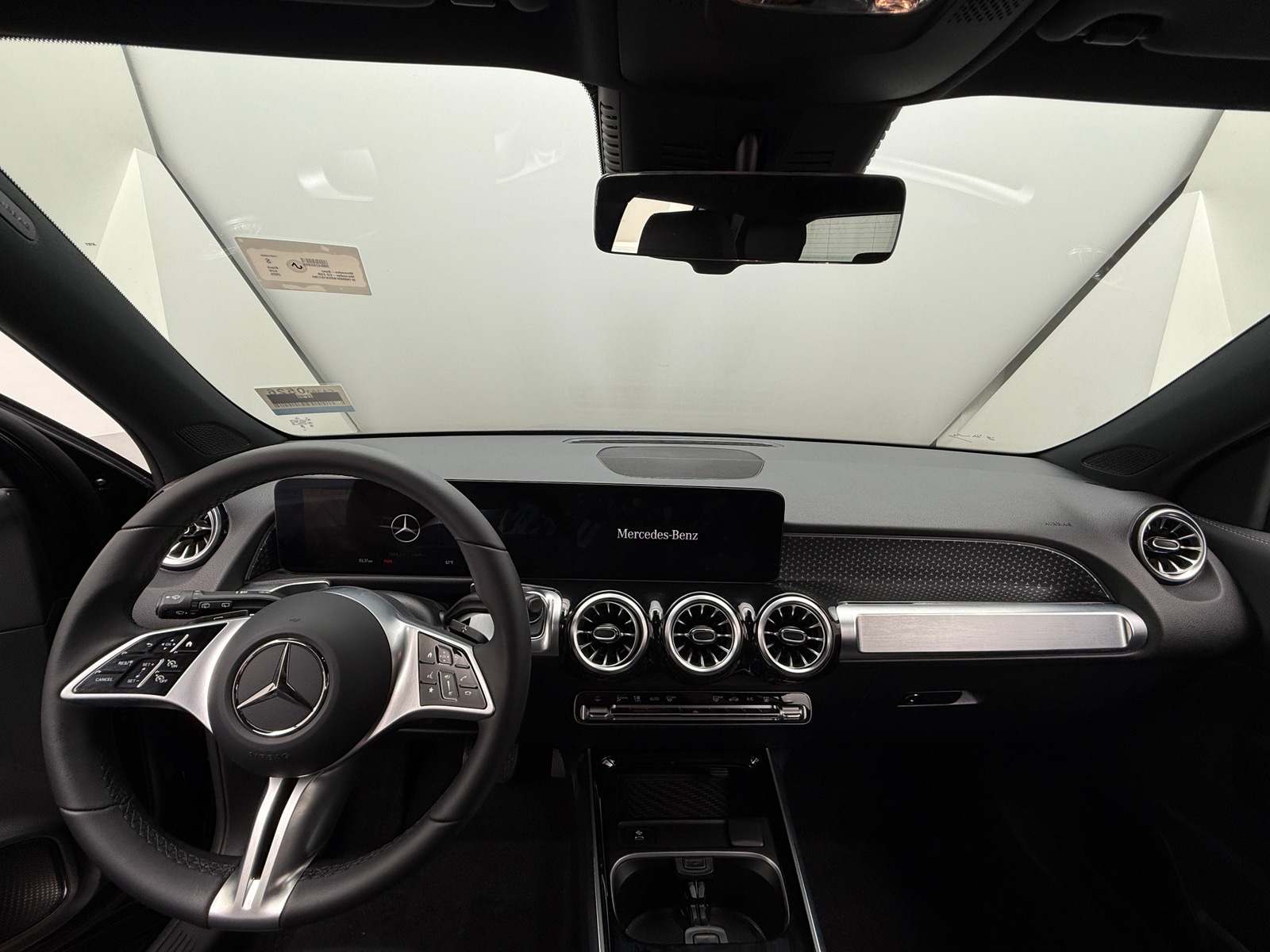 Thumbnail: 2025 Mercedes-Benz EQB - 2