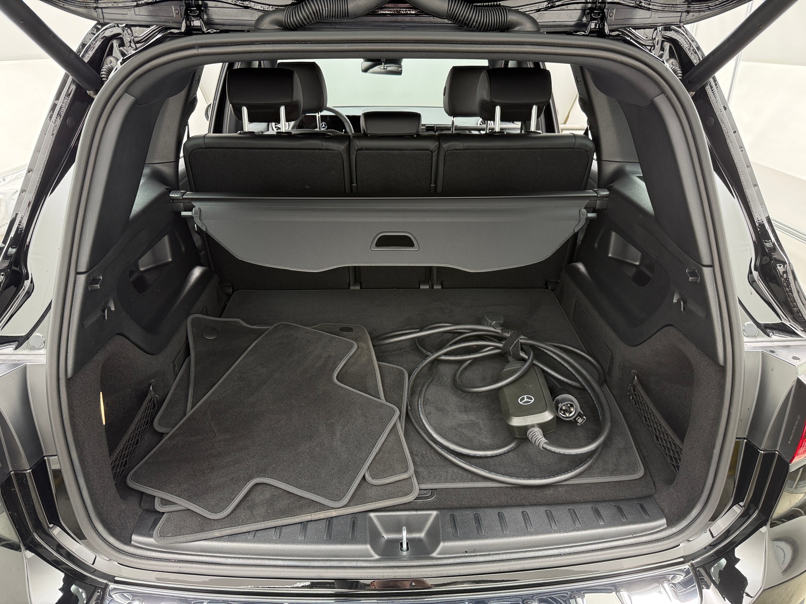 Thumbnail: 2025 Mercedes-Benz EQB - 6