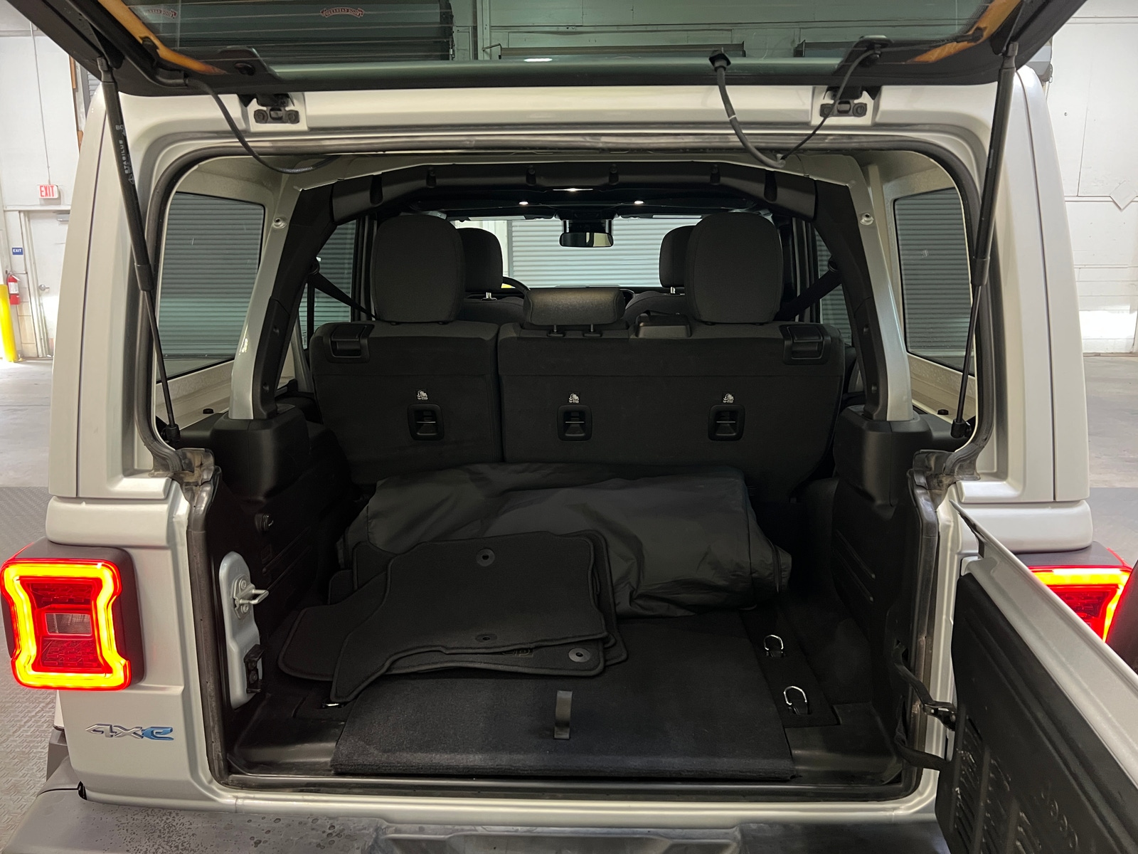 Thumbnail: 2024 Jeep Wrangler - 7