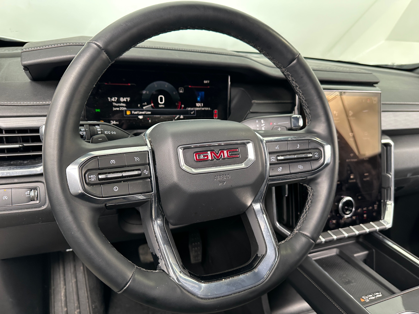 Thumbnail: 2025 GMC Acadia - 5