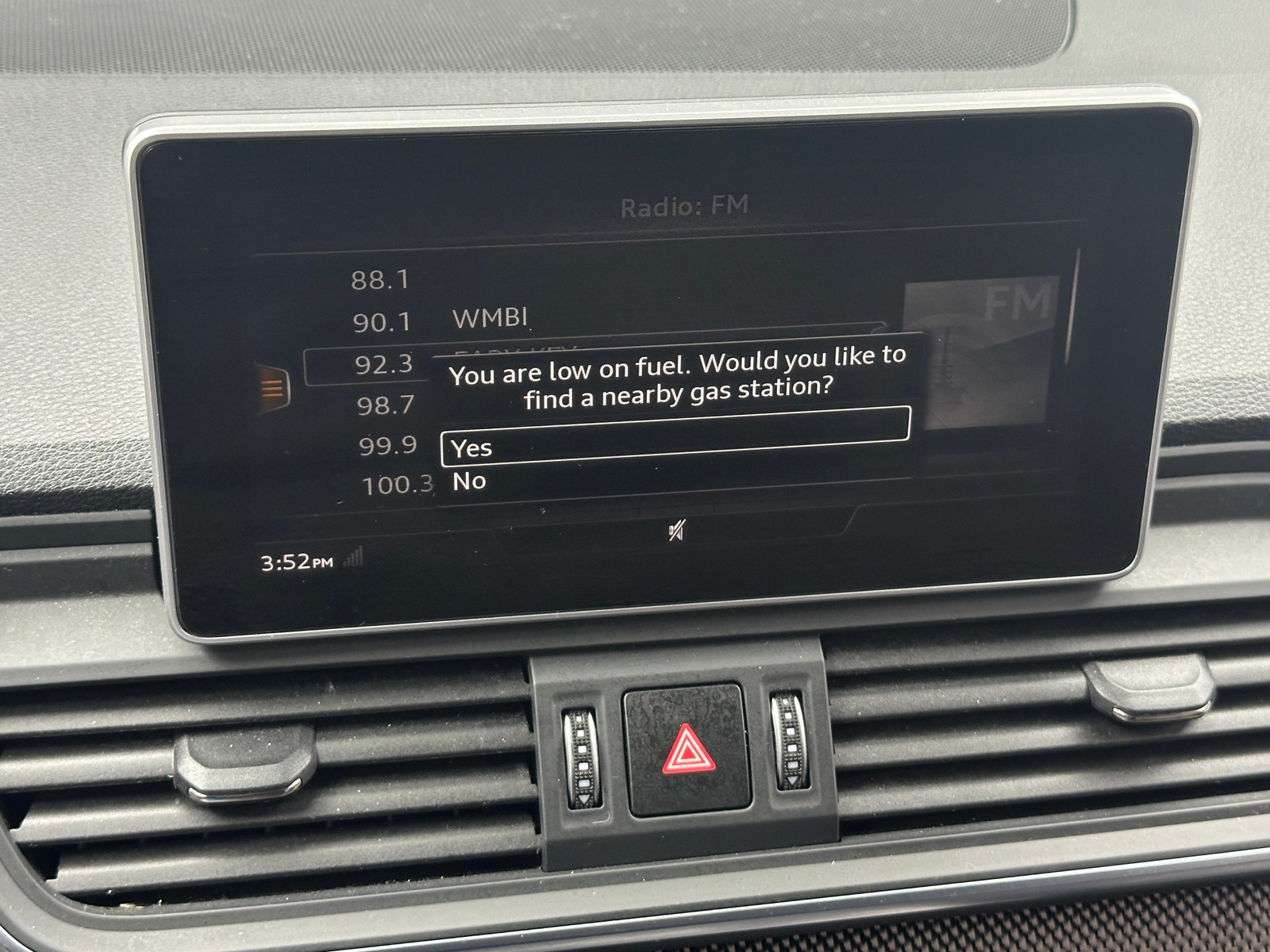 Thumbnail: 2020 Audi SQ5 - 3