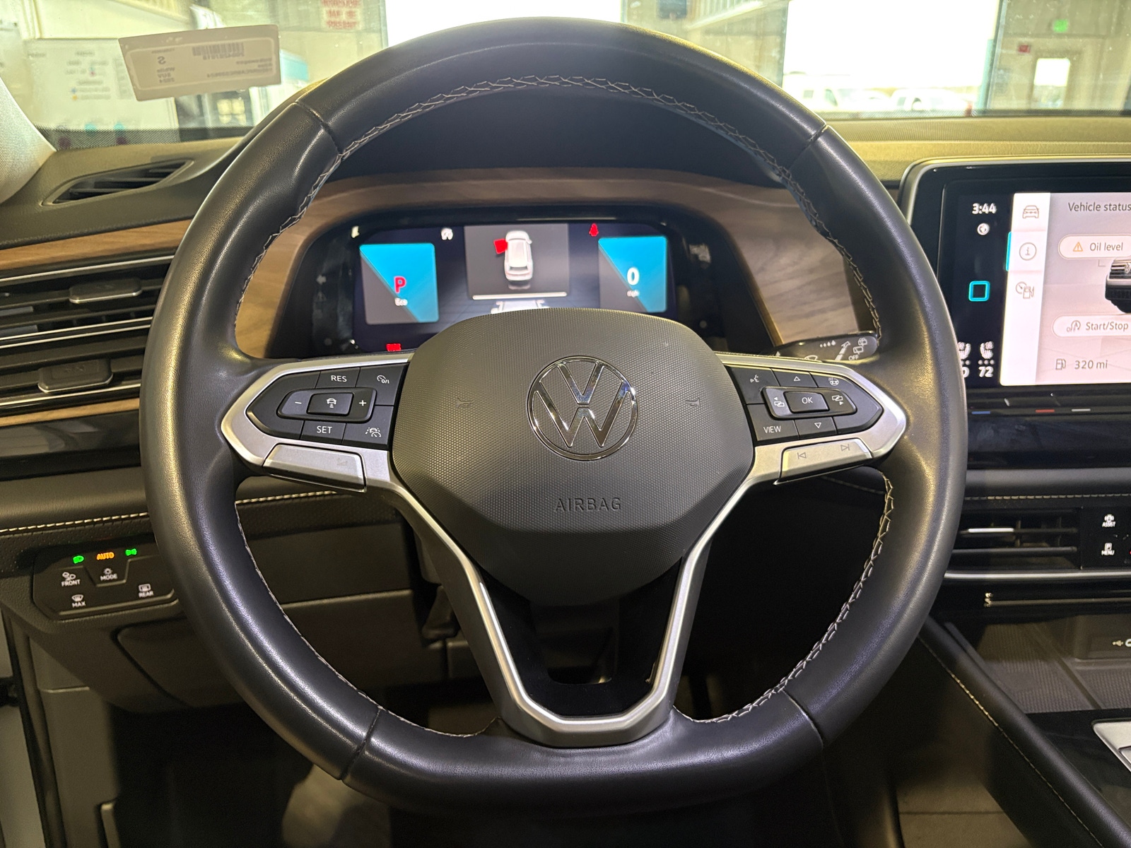 Thumbnail: 2024 Volkswagen Atlas - 4