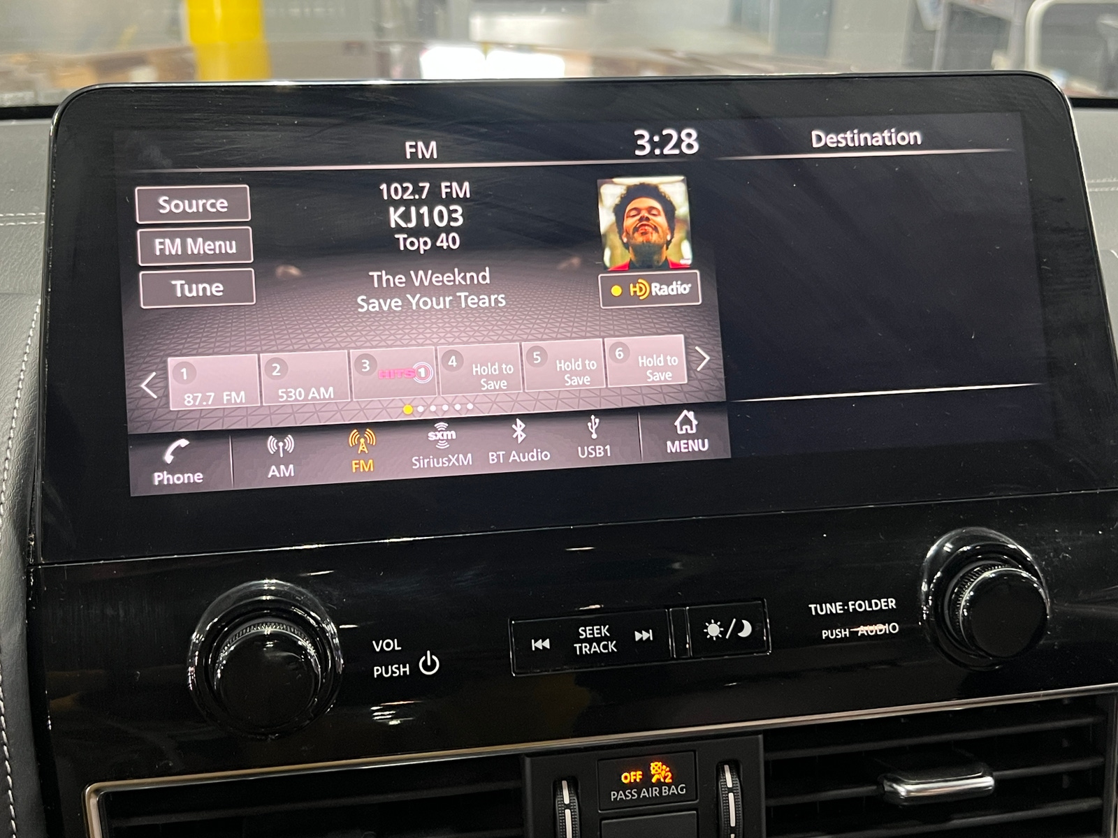 Thumbnail: 2021 Nissan Armada - 3