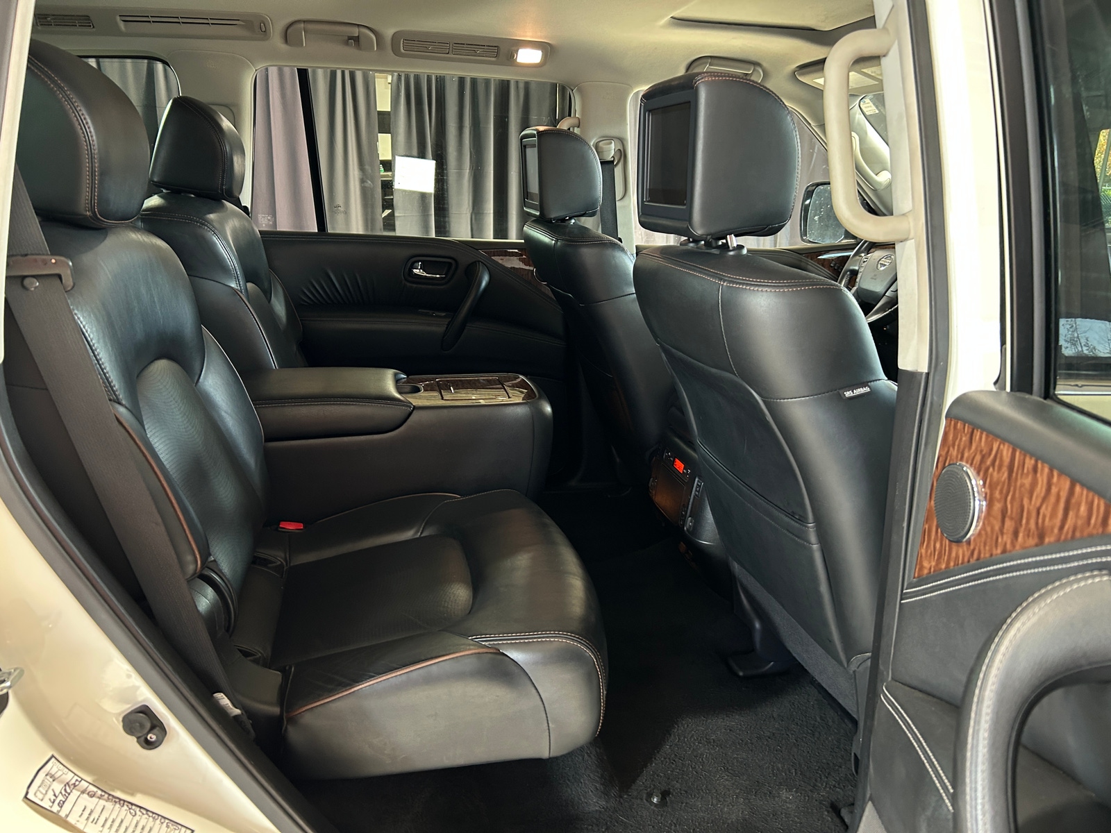 Thumbnail: 2020 Nissan Armada - 5