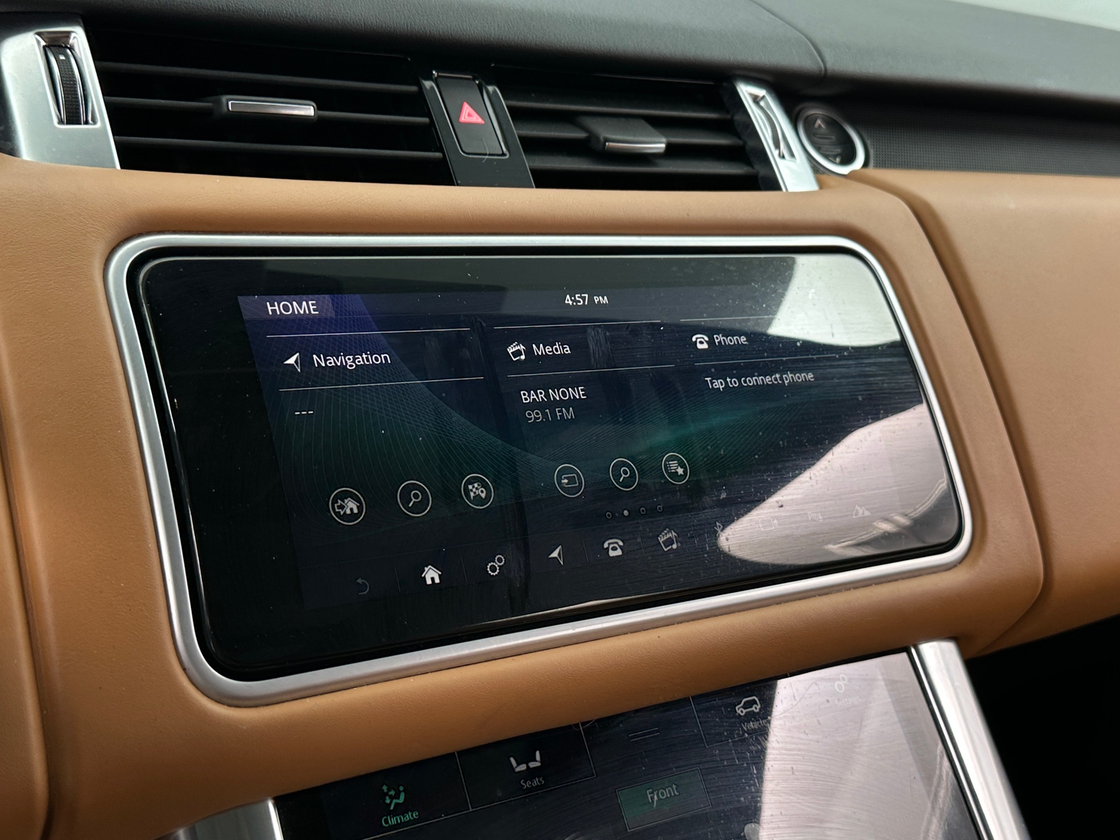 Thumbnail: 2018 Land Rover Range Rover Sport - 3