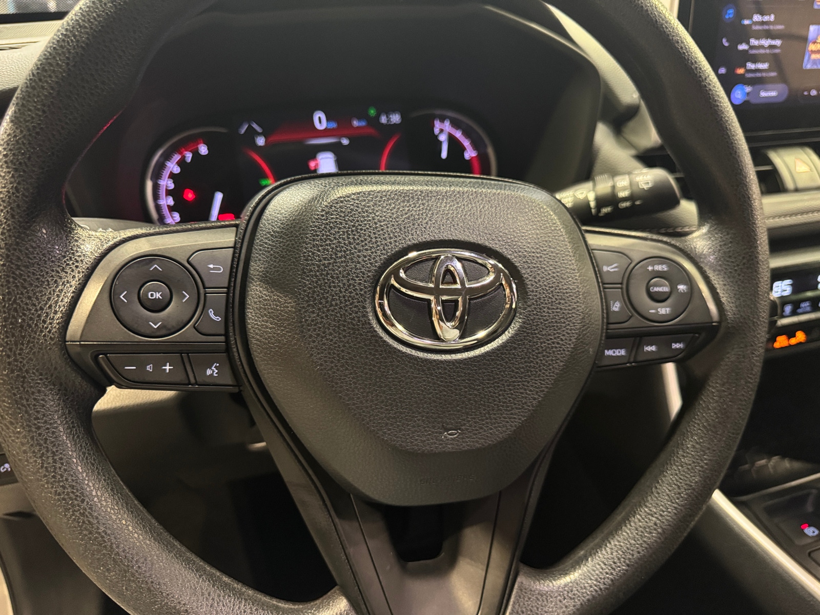 Thumbnail: 2023 Toyota RAV4 - 5