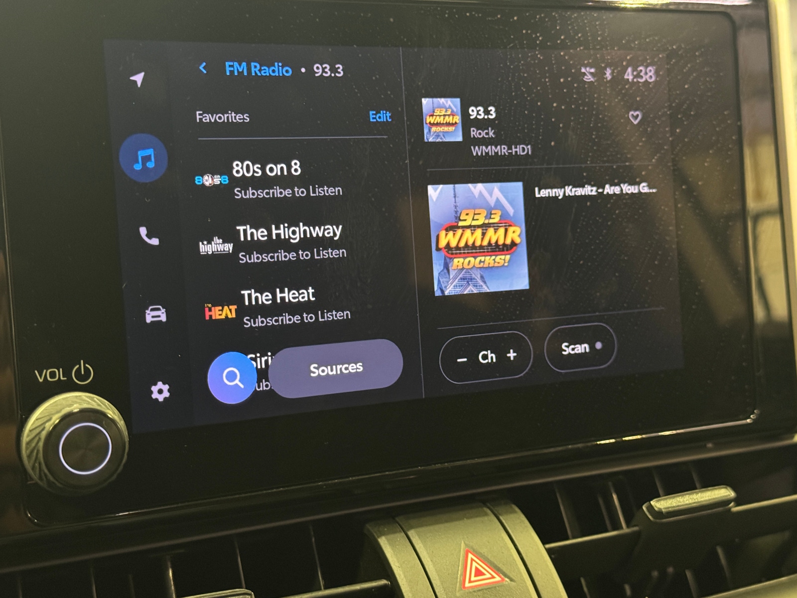 Thumbnail: 2023 Toyota RAV4 - 4