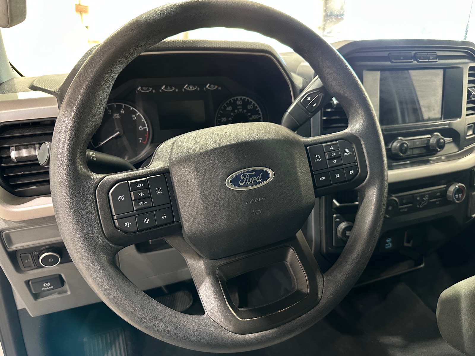 Thumbnail: 2023 Ford Econoline - 5