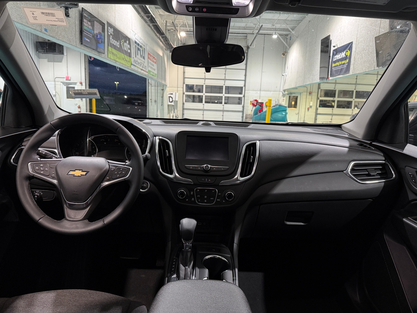 Thumbnail: 2023 Chevrolet Equinox - 3