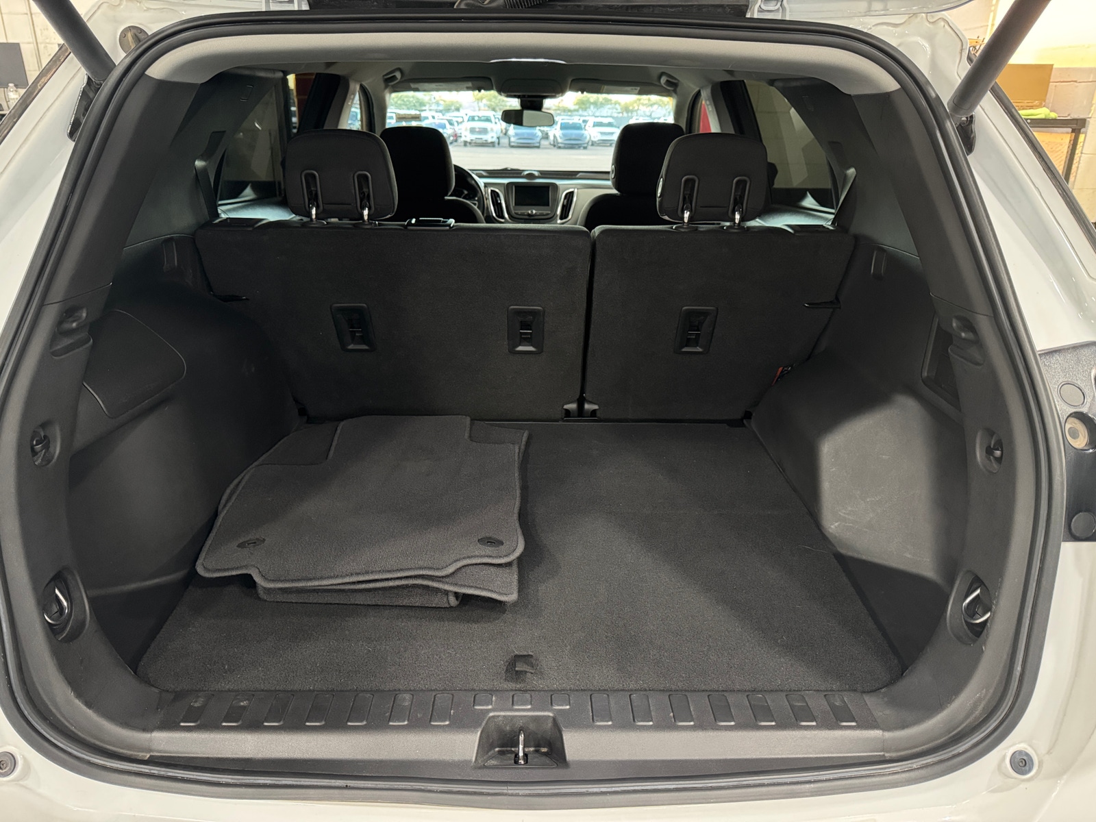 Thumbnail: 2020 Chevrolet Equinox - 7