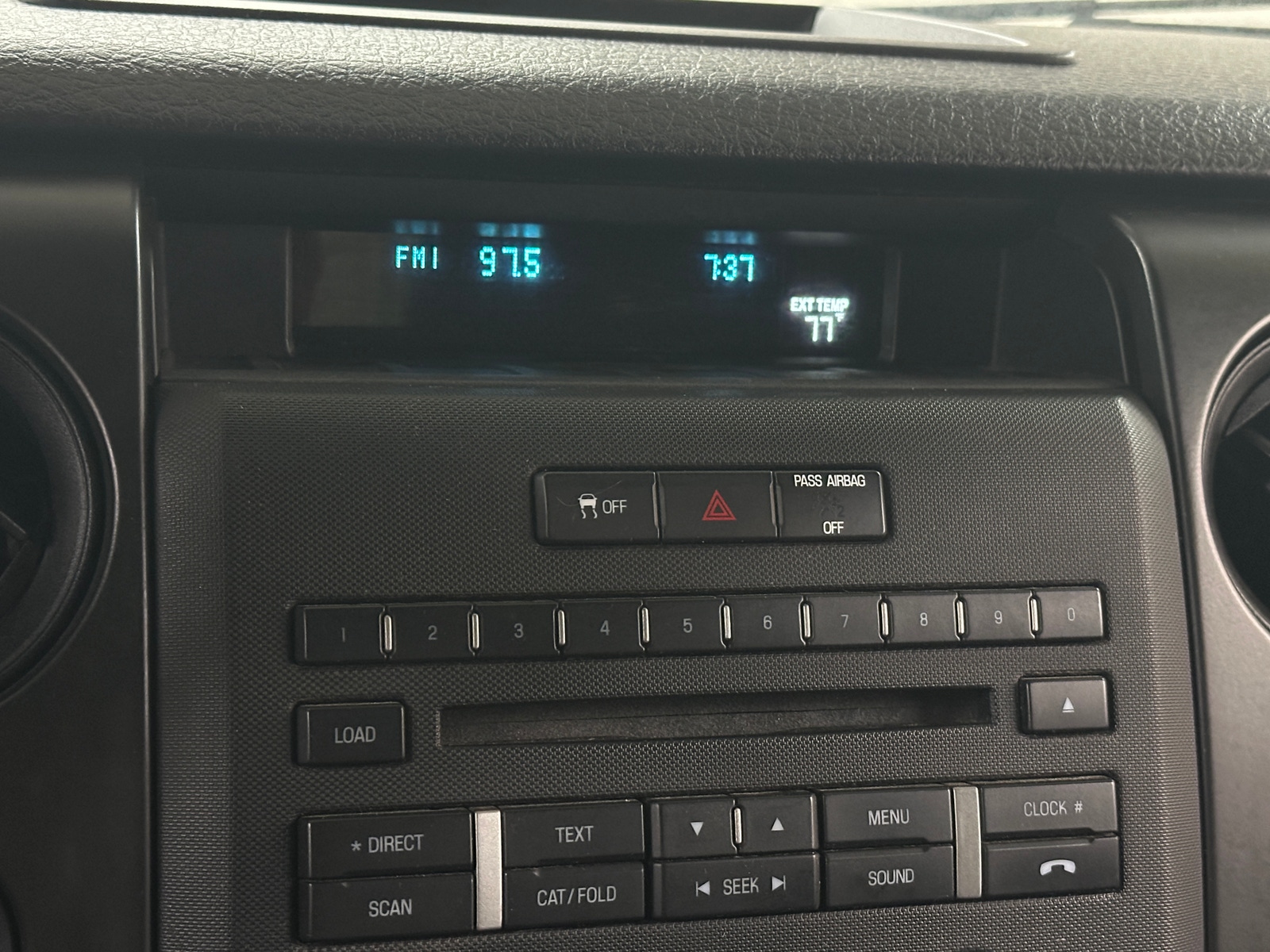 Thumbnail: 2014 Ford Econoline - 4