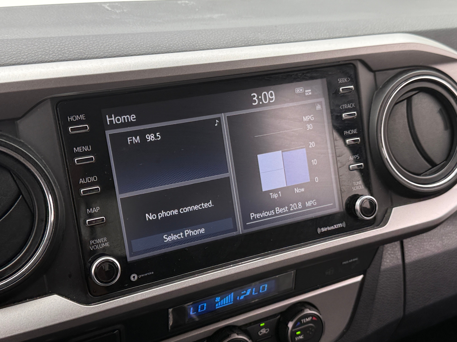 Thumbnail: 2021 Toyota Tacoma - 4