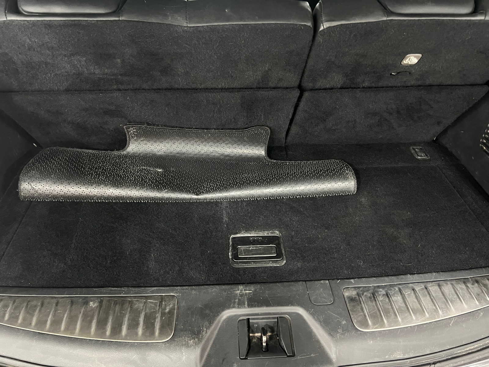 Thumbnail: 2019 Nissan Armada - 6