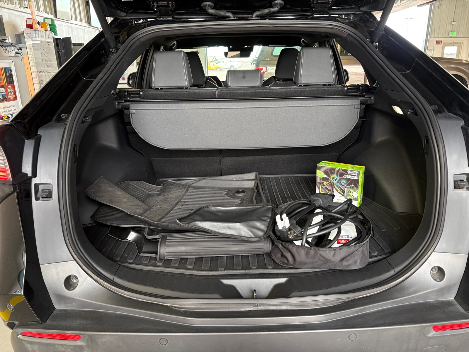 Thumbnail: 2025 Toyota bZ4X - 7