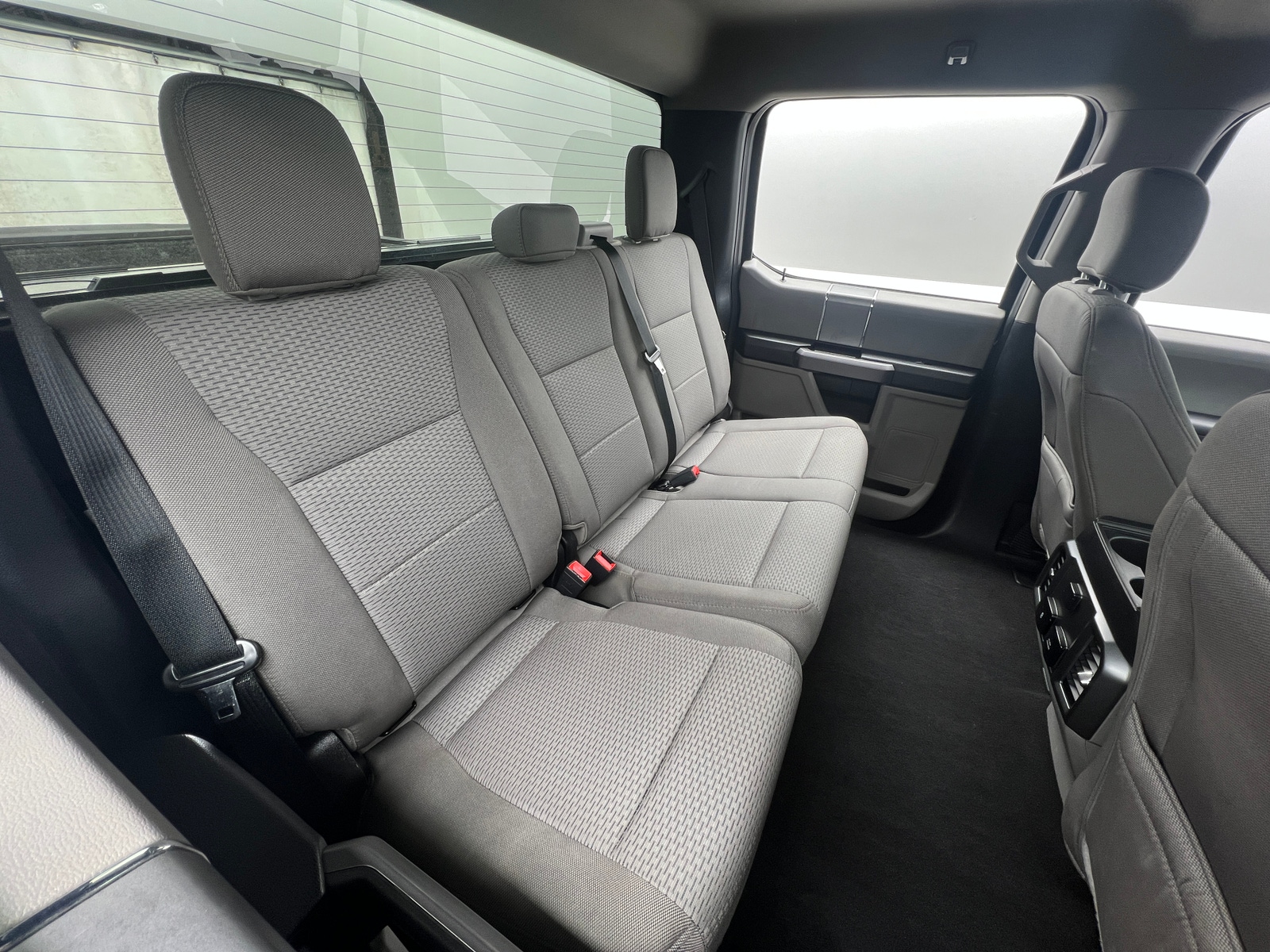 Thumbnail: 2020 Ford Econoline - 6