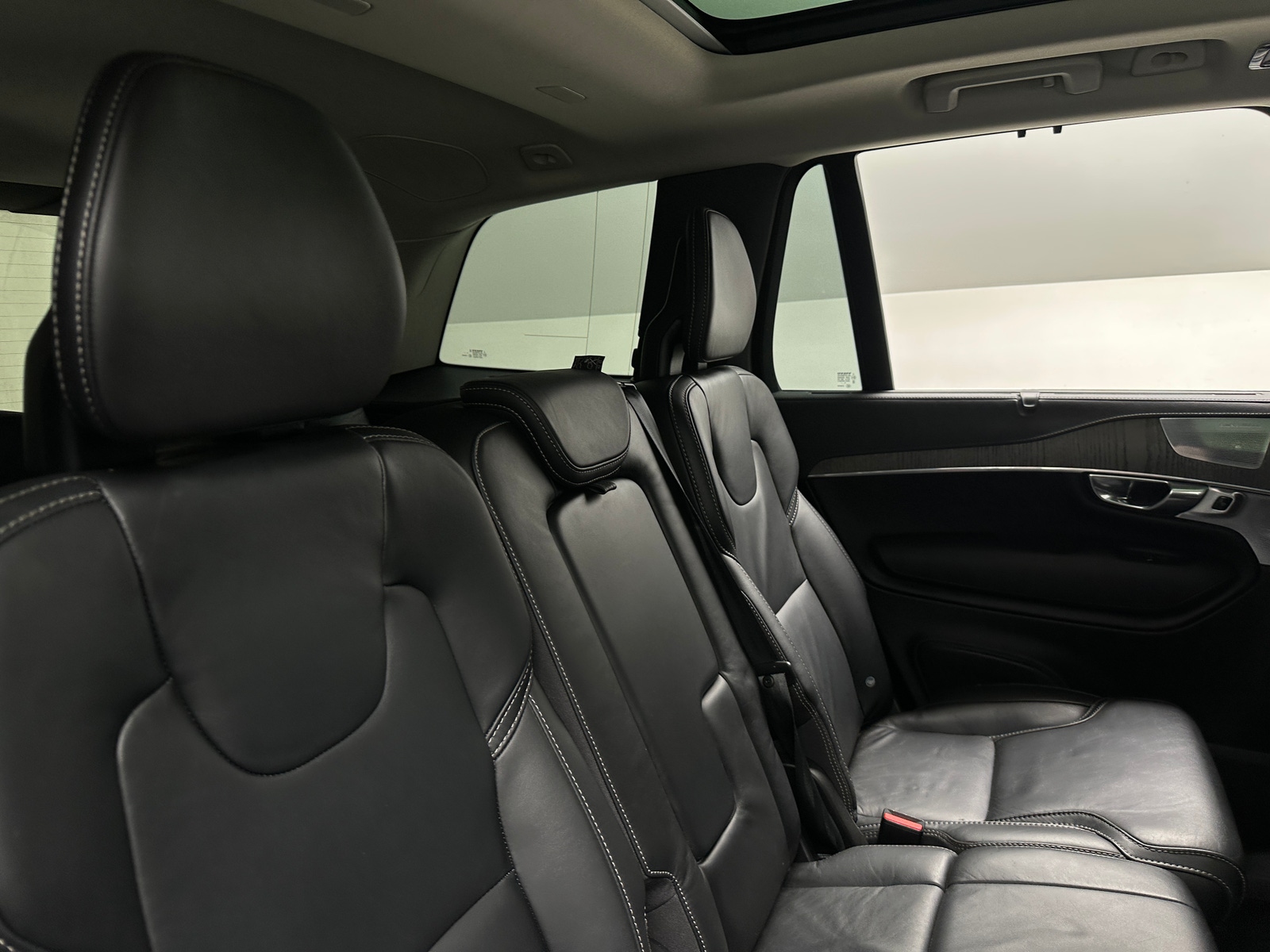 Thumbnail: 2022 Volvo XC90 - 5