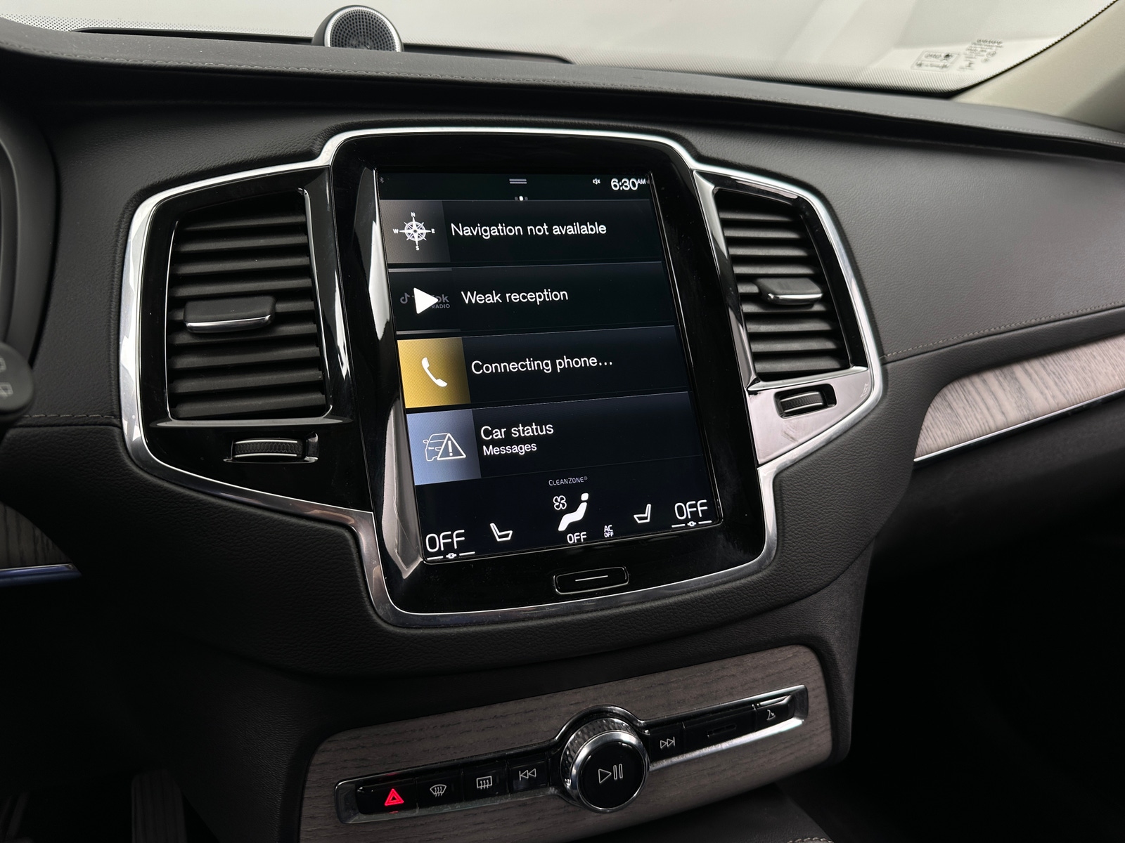 Thumbnail: 2022 Volvo XC90 - 3