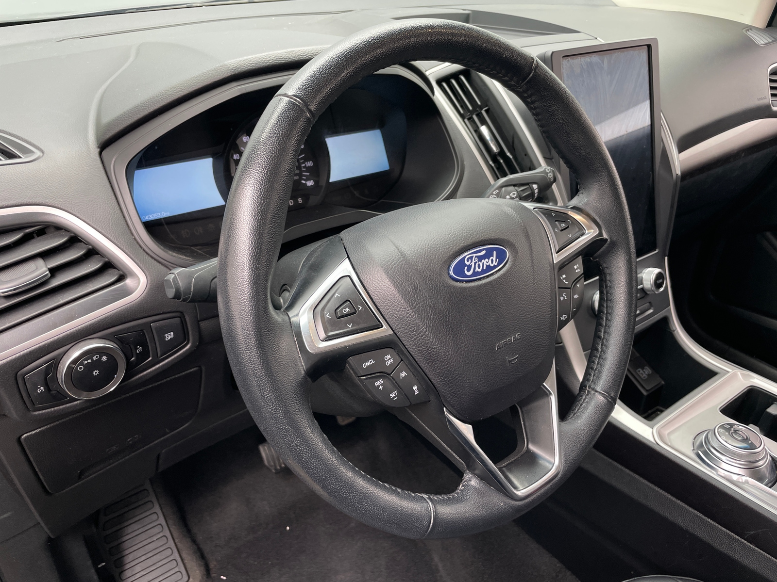 Thumbnail: 2024 Ford Edge - 4