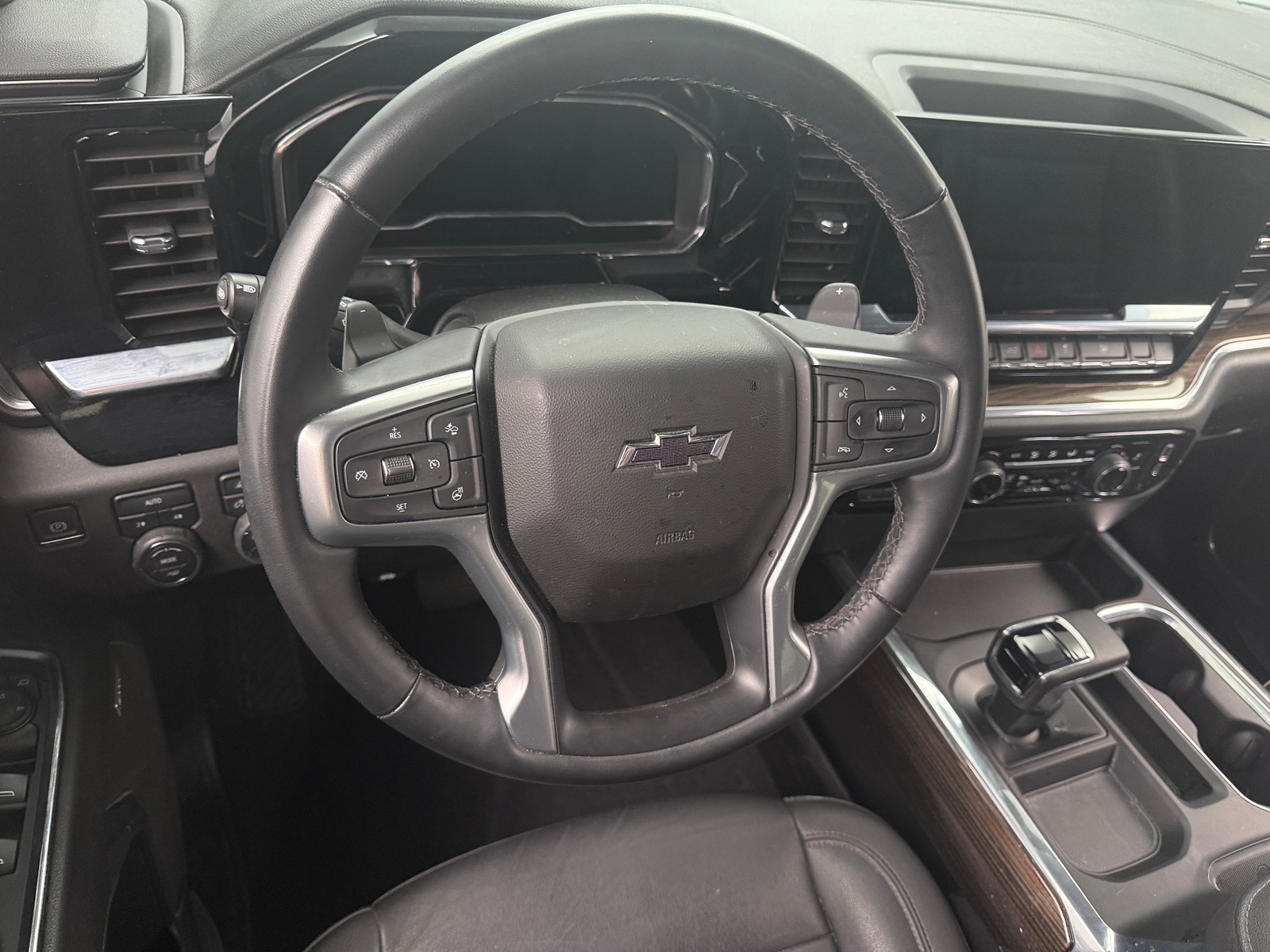 Thumbnail: 2024 Chevrolet Silverado 1500 - 5