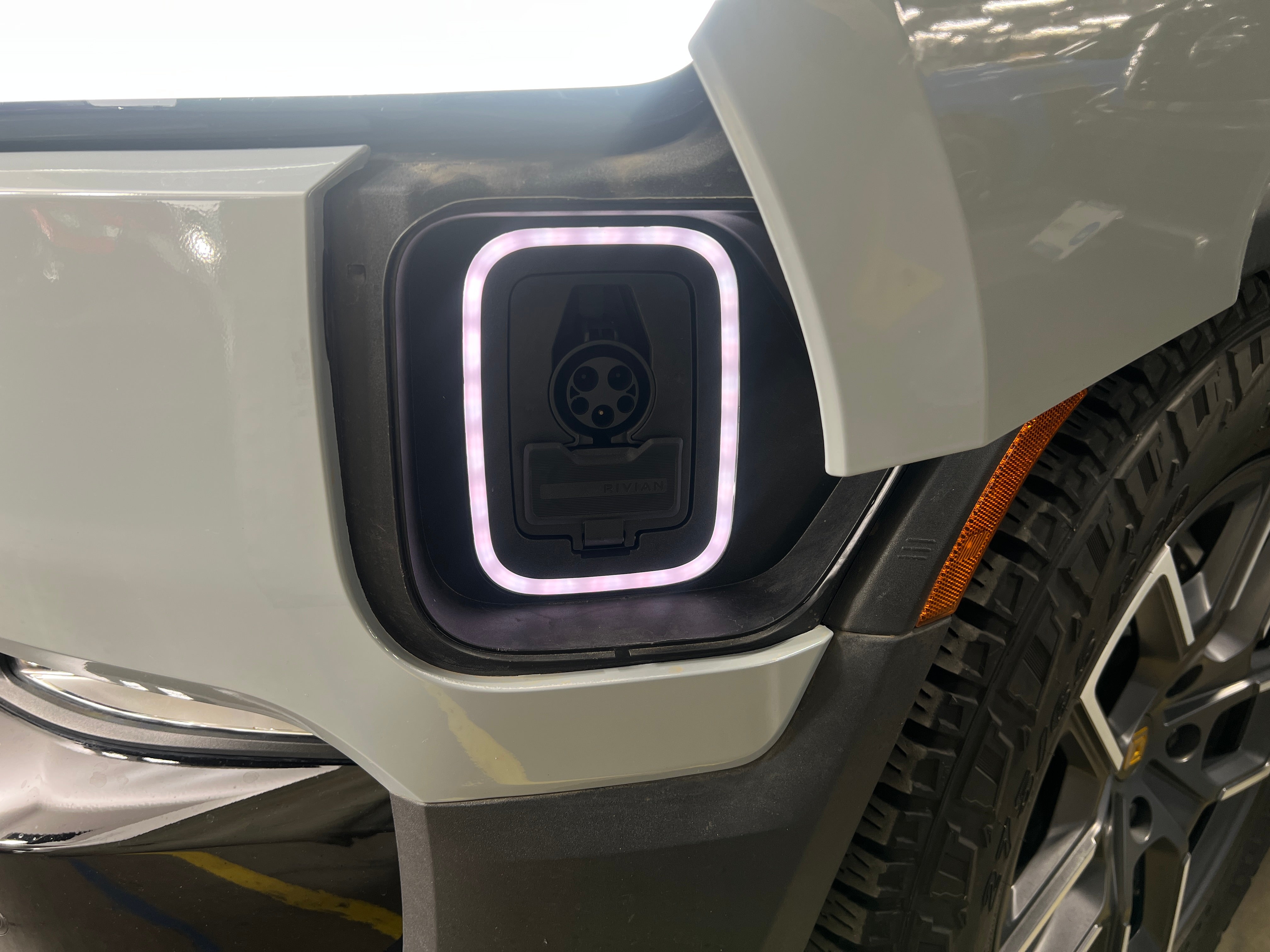 Used 2023 Rivian R1S Adventure with VIN 7PDSGBBA3PN029357 for sale in Auburn, WA