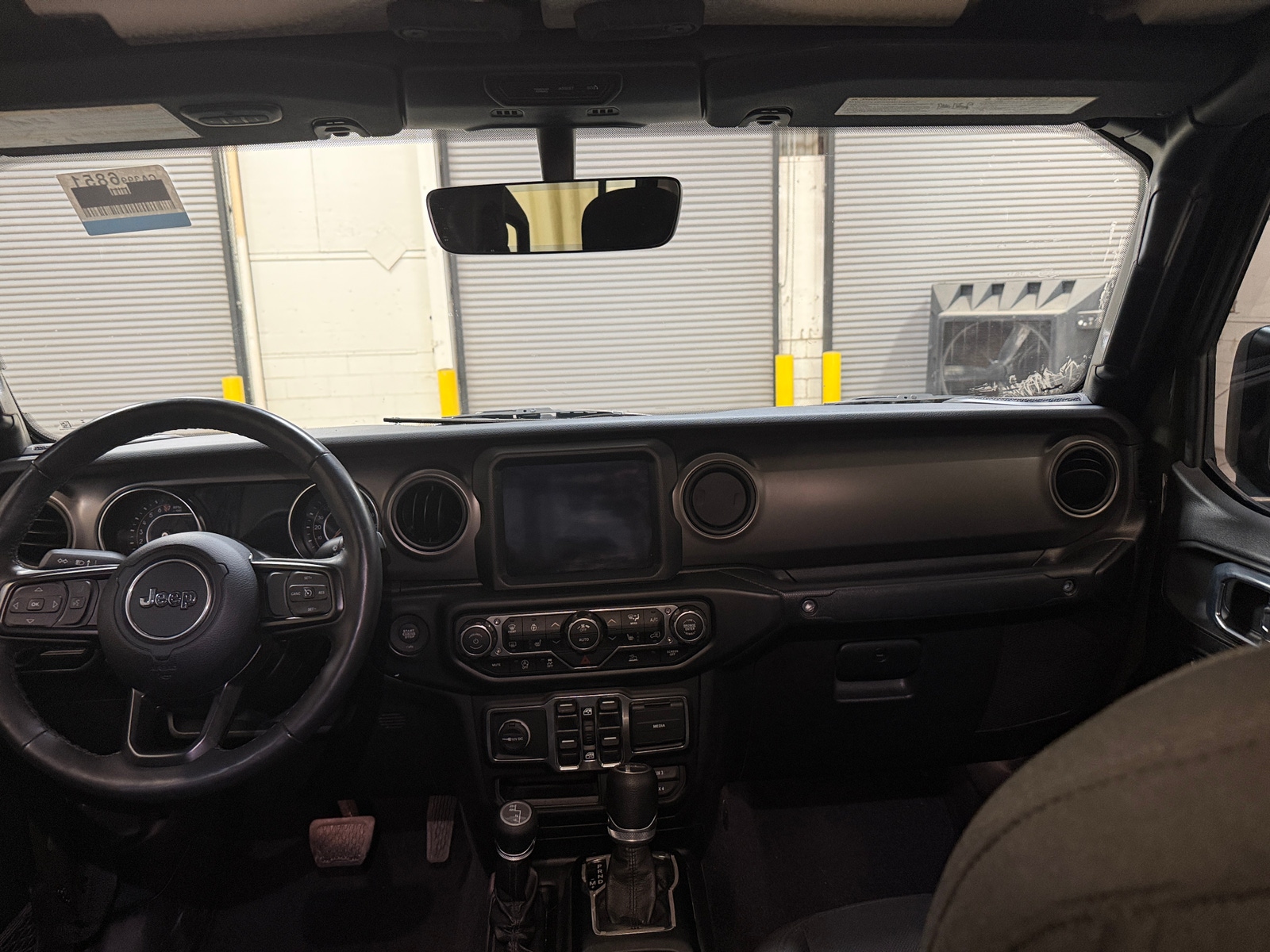 Thumbnail: 2022 Jeep Gladiator - 3