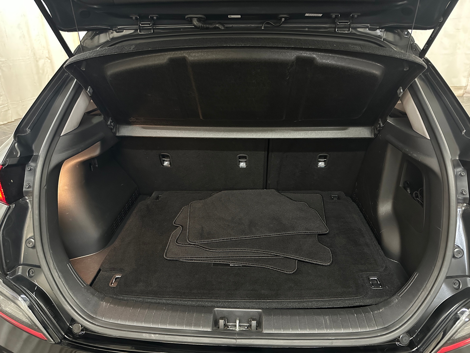 Thumbnail: 2023 Hyundai Kona - 7