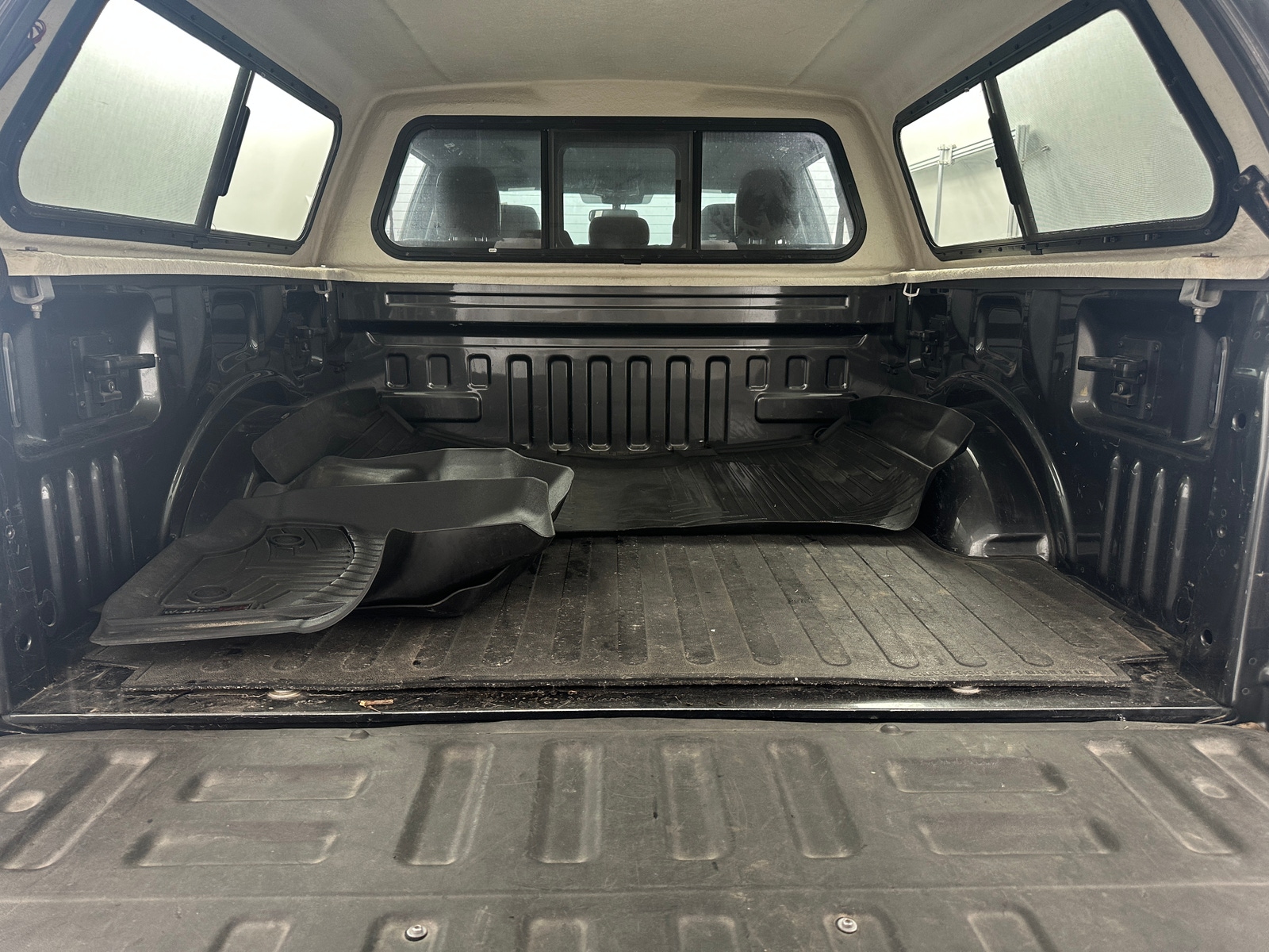 Thumbnail: 2018 Ford Econoline - 6