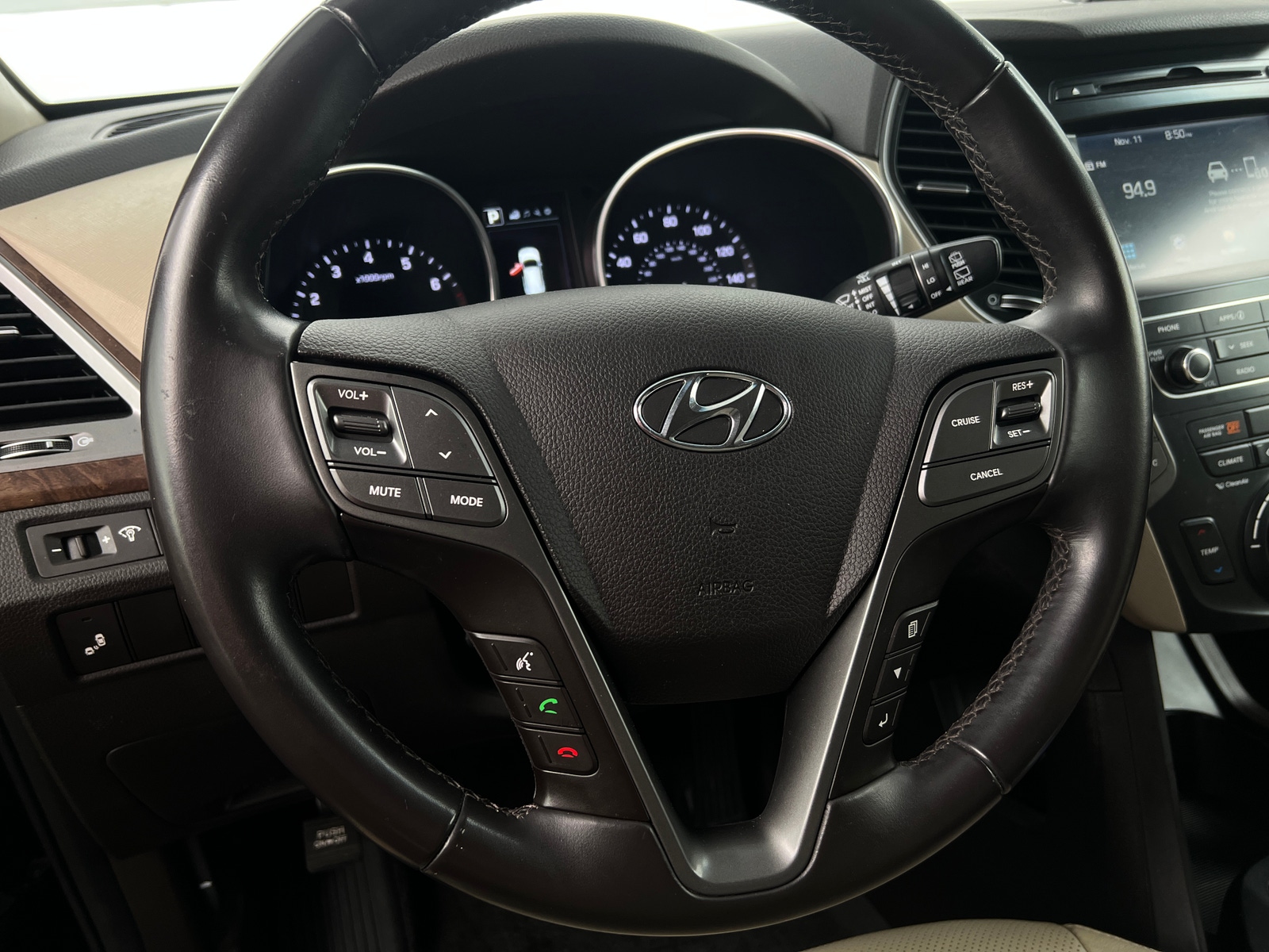 Thumbnail: 2018 Hyundai Santa Fe - 4