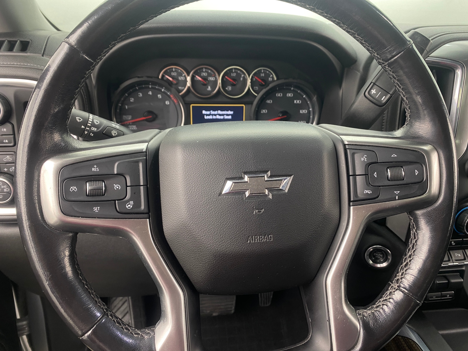 Thumbnail: 2019 Chevrolet Silverado 1500 - 4