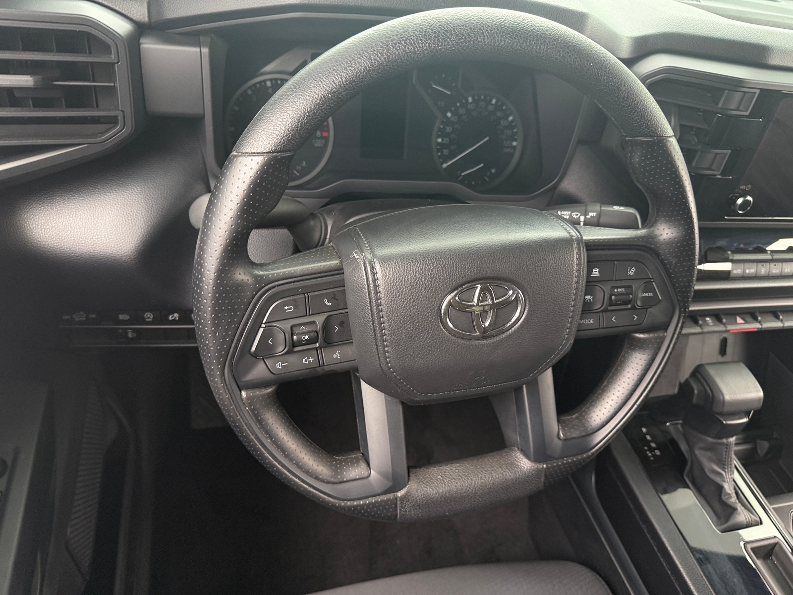 Thumbnail: 2025 Toyota Tundra - 5