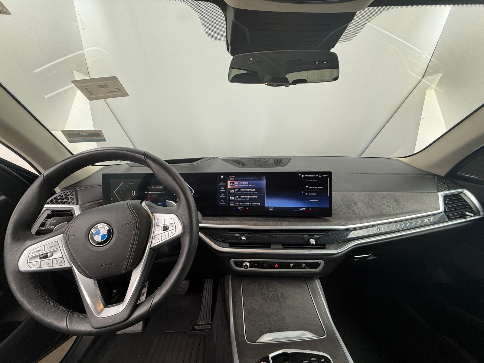 Thumbnail: 2023 BMW X7 - 2