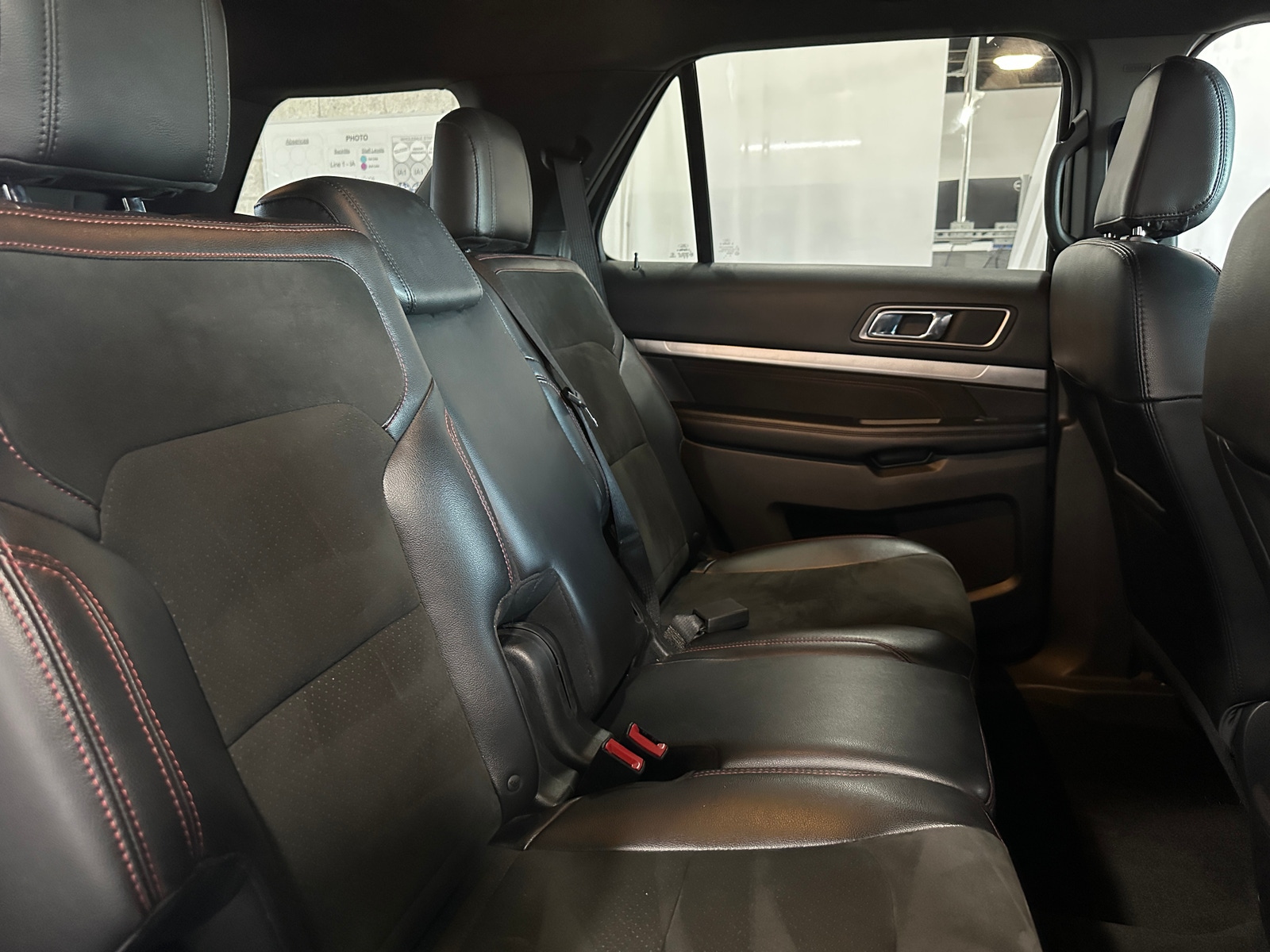 Thumbnail: 2018 Ford Explorer - 5