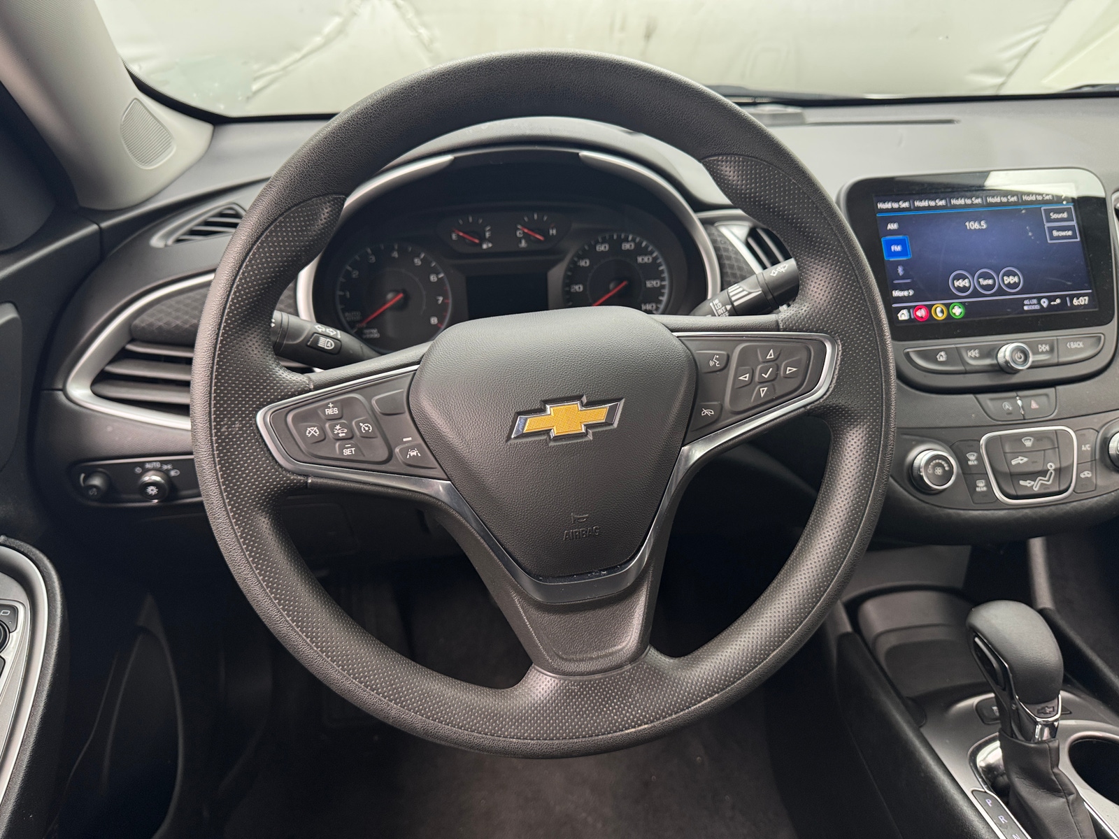 Thumbnail: 2024 Chevrolet Malibu - 5