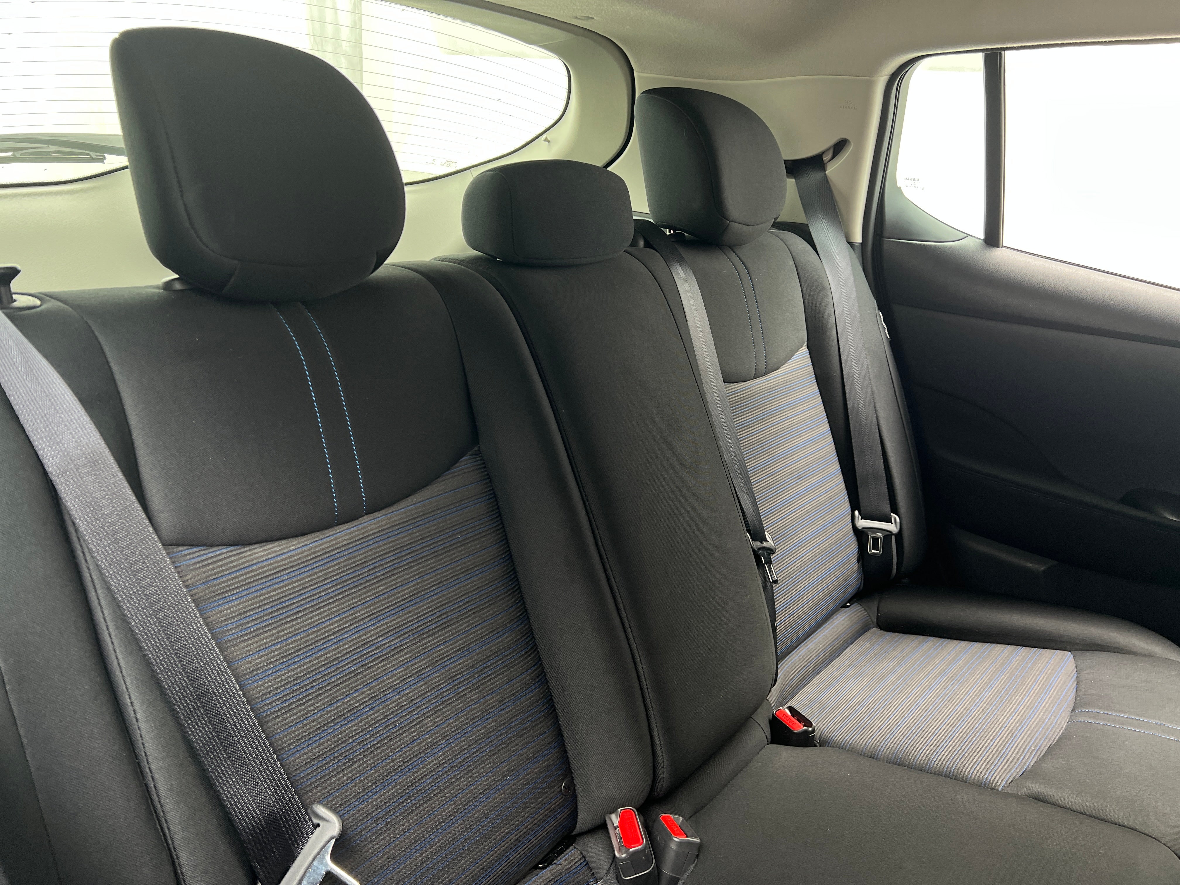 Used 2024 Nissan LEAF S with VIN 1N4AZ1BVXRC550459 for sale in Oak Creek, WI