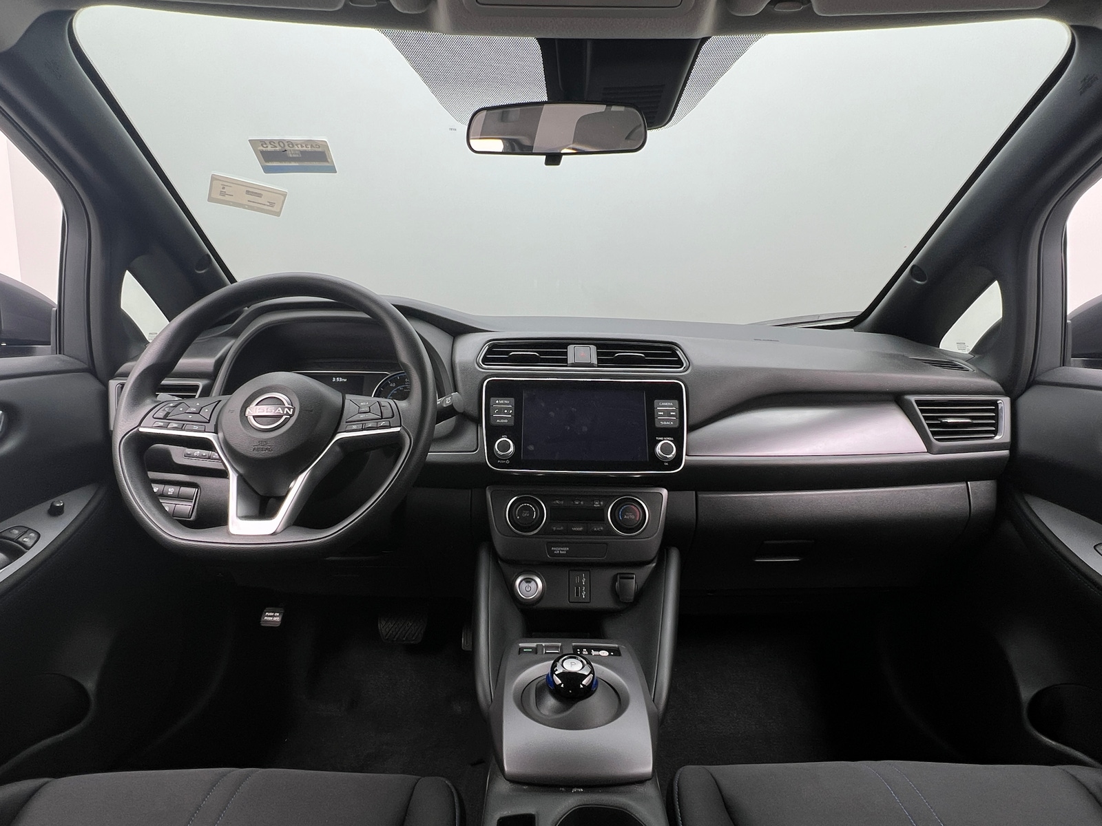 Thumbnail: 2024 Nissan Leaf - 3