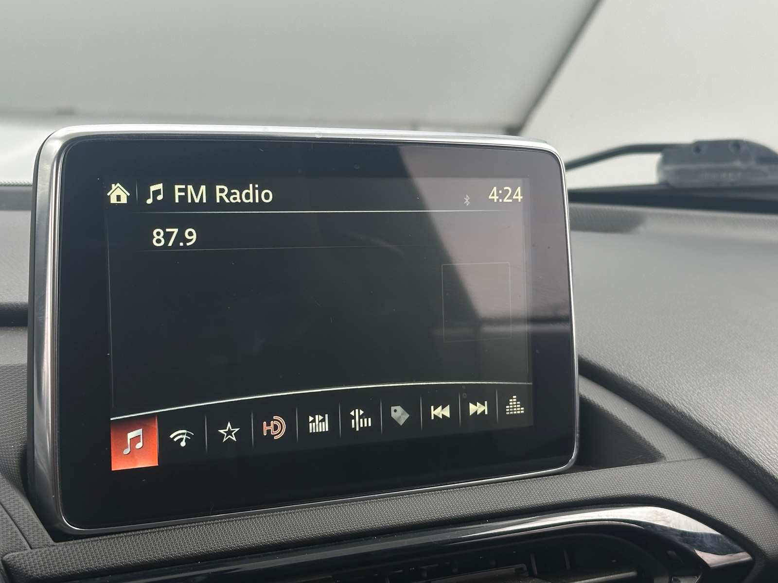 Thumbnail: 2017 Mazda MX-5 Miata - 4