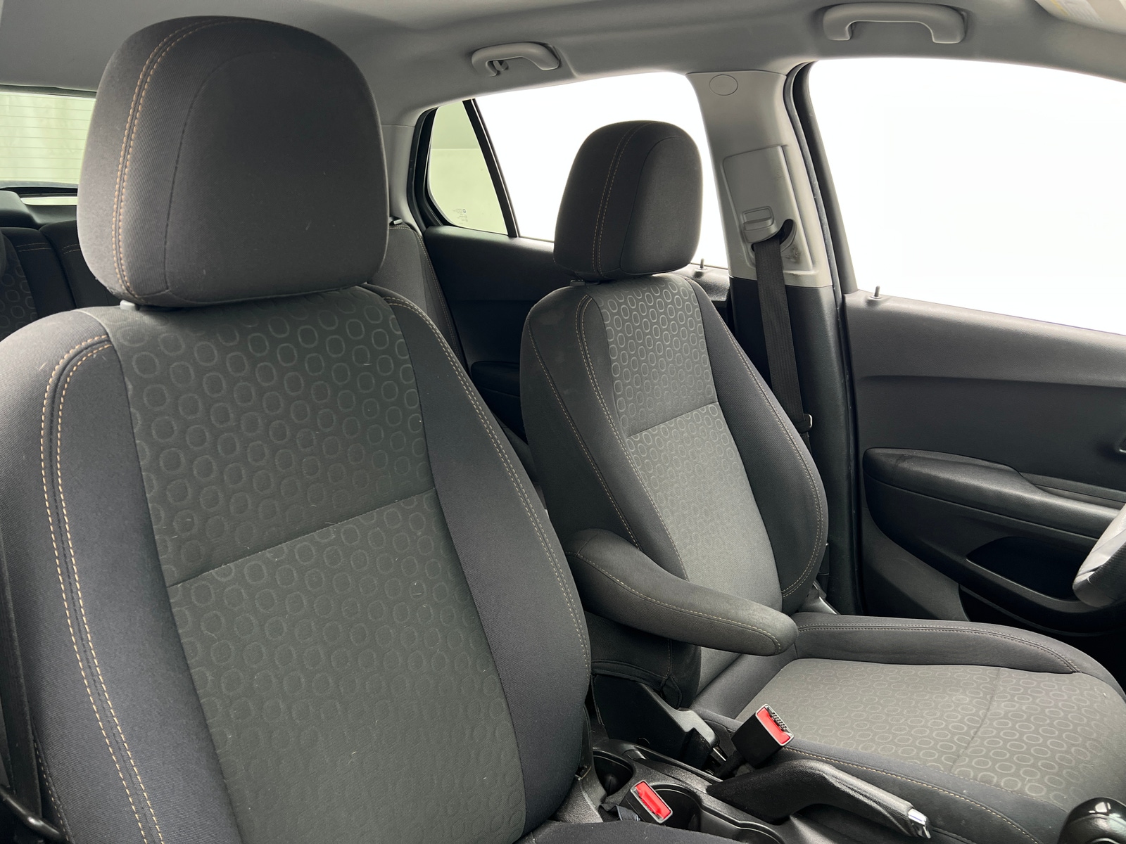 Thumbnail: 2020 Chevrolet Trax - 2