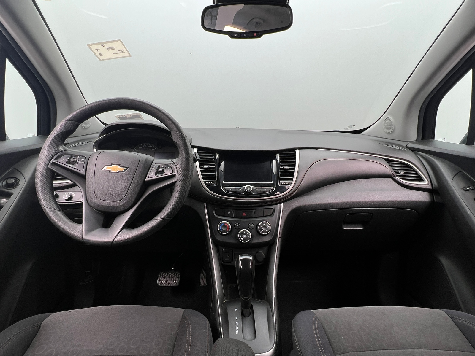 Thumbnail: 2020 Chevrolet Trax - 3