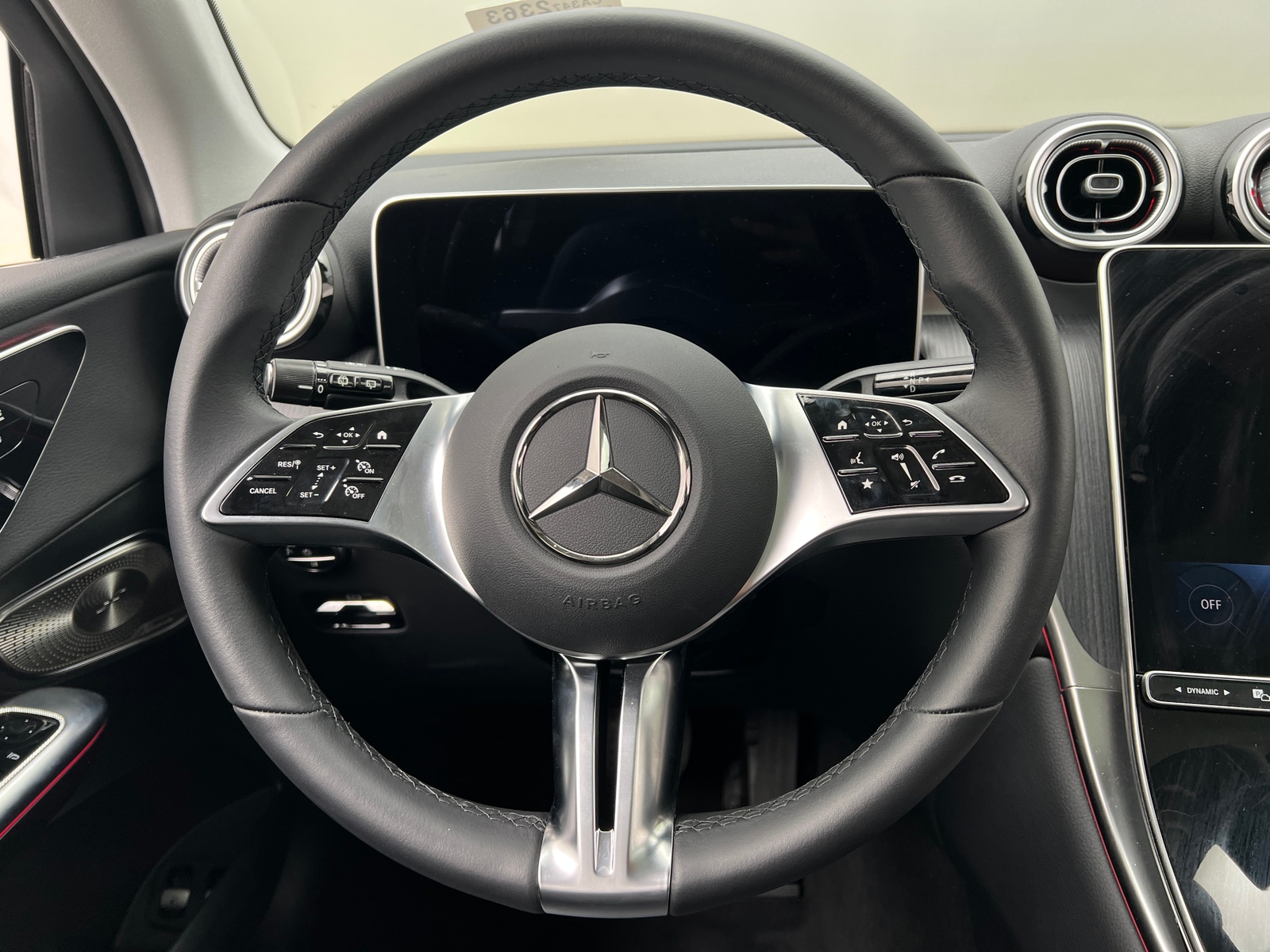 Thumbnail: 2025 Mercedes-Benz GLC - 5