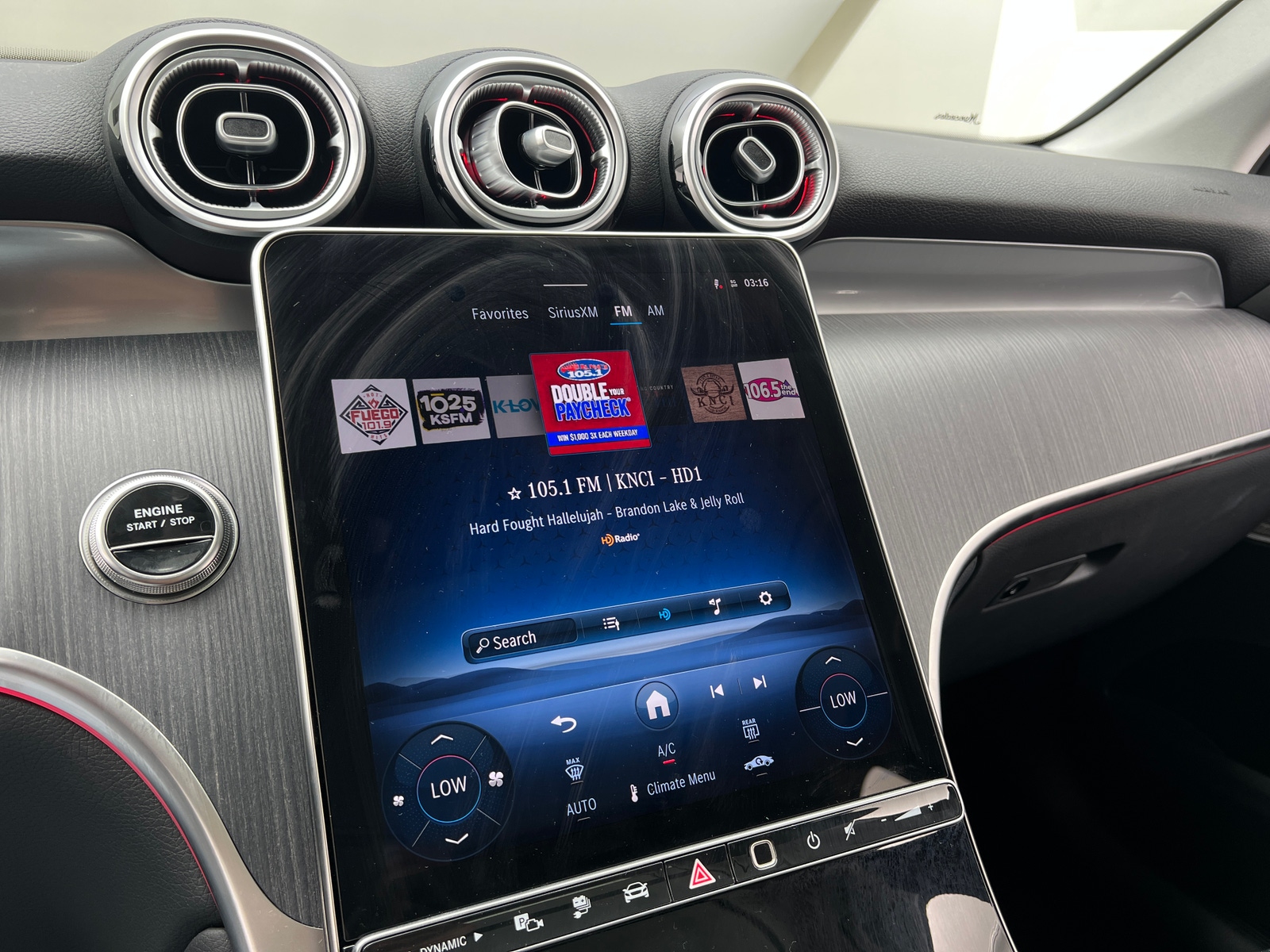 Thumbnail: 2025 Mercedes-Benz GLC - 4