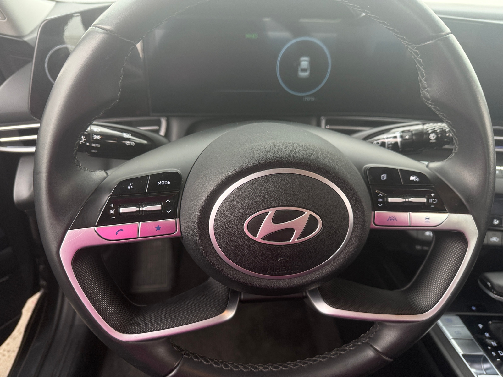 Thumbnail: 2025 Hyundai Elantra - 4