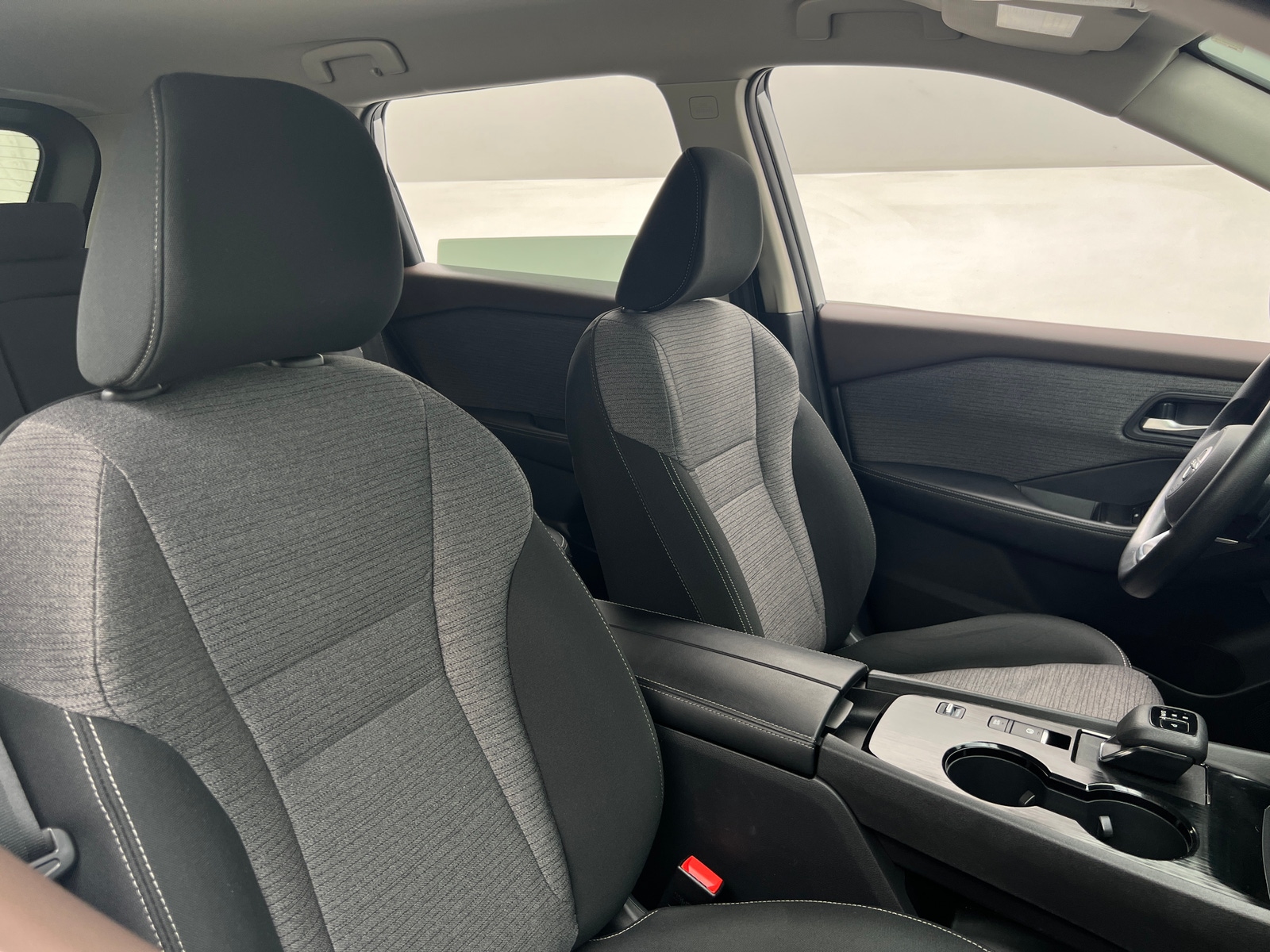 Thumbnail: 2022 Nissan Rogue - 2