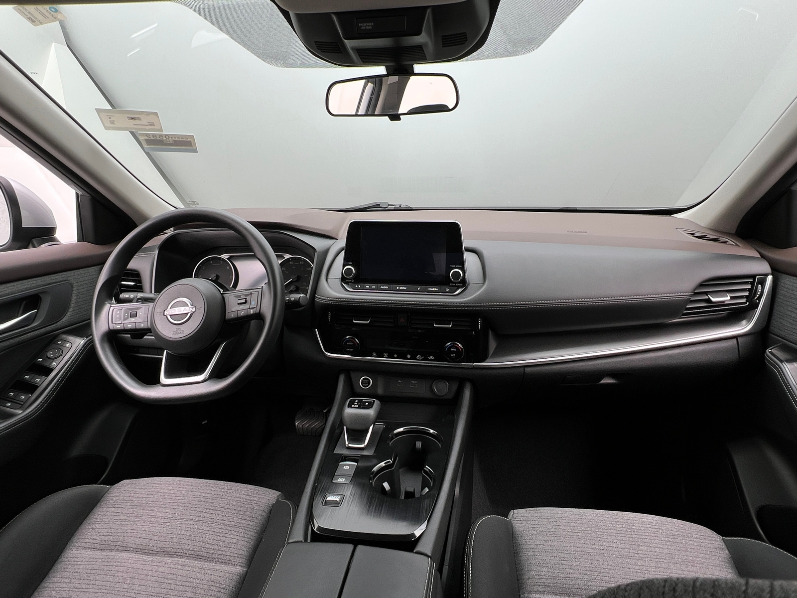 Thumbnail: 2022 Nissan Rogue - 3