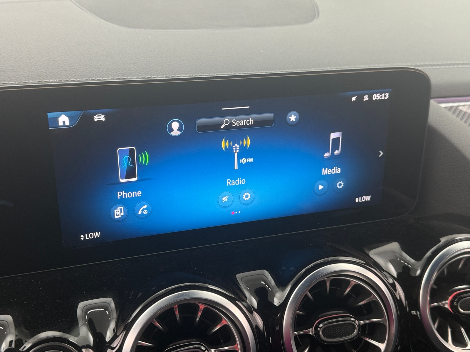 Thumbnail: 2025 Mercedes-Benz GLA - 3