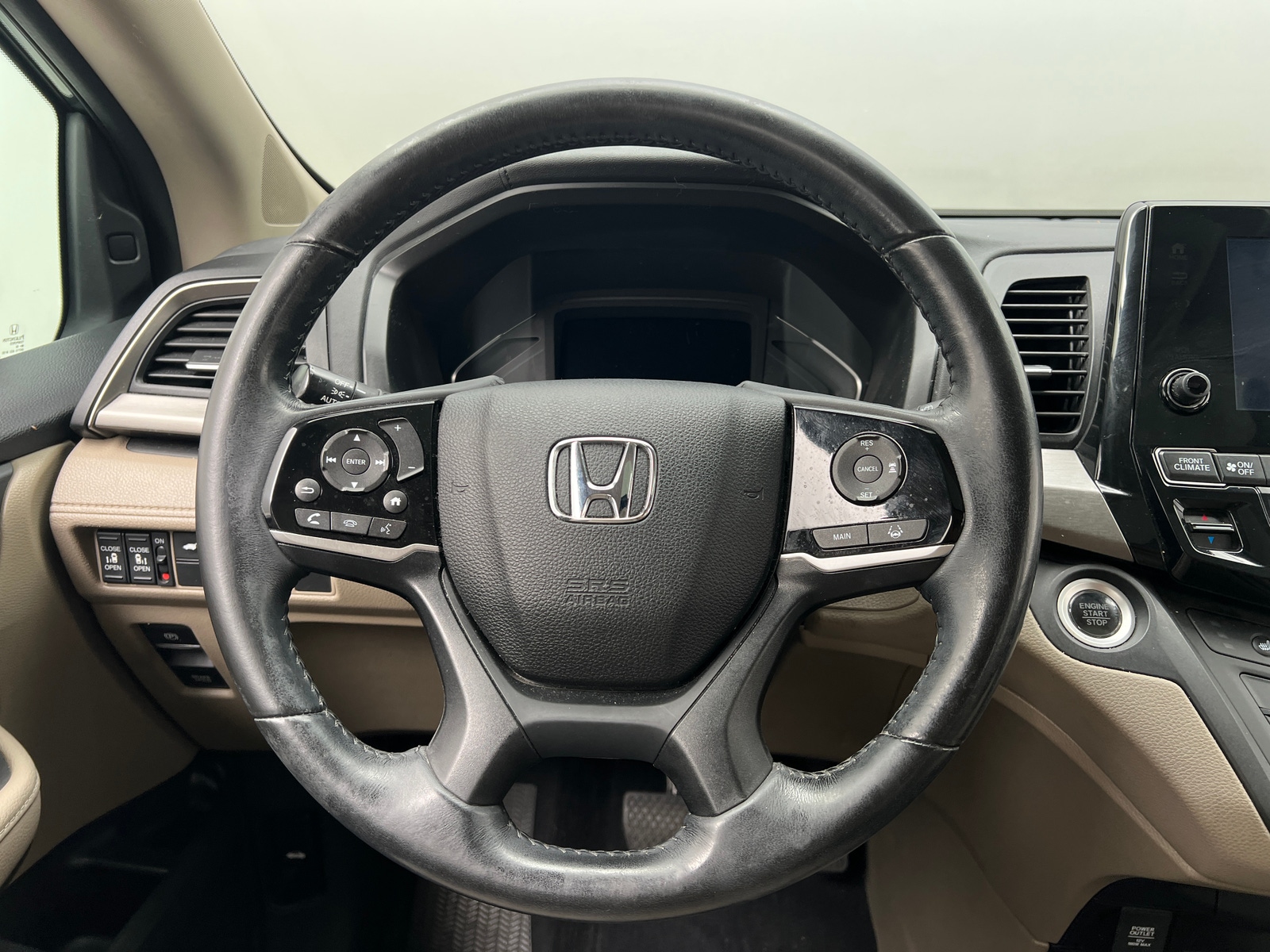 Thumbnail: 2018 Honda Odyssey - 4