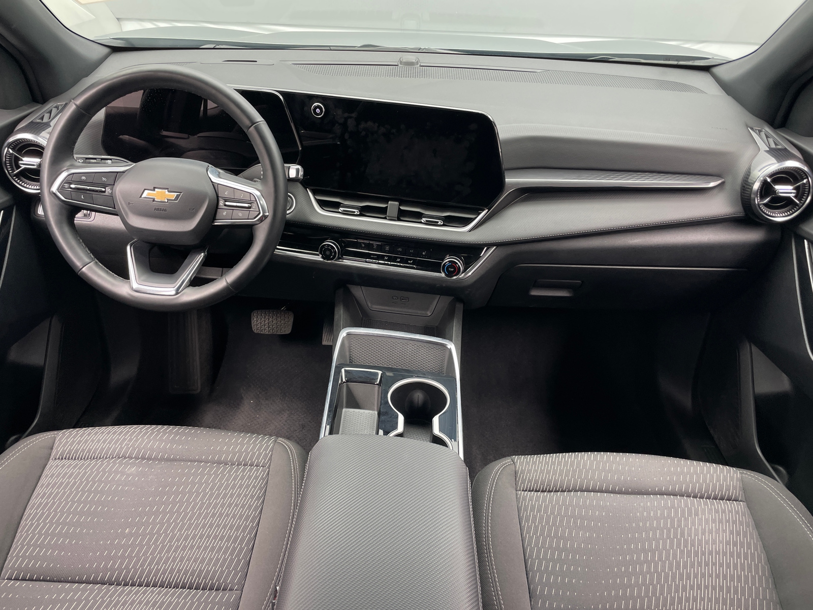 Thumbnail: 2025 Chevrolet Equinox - 3