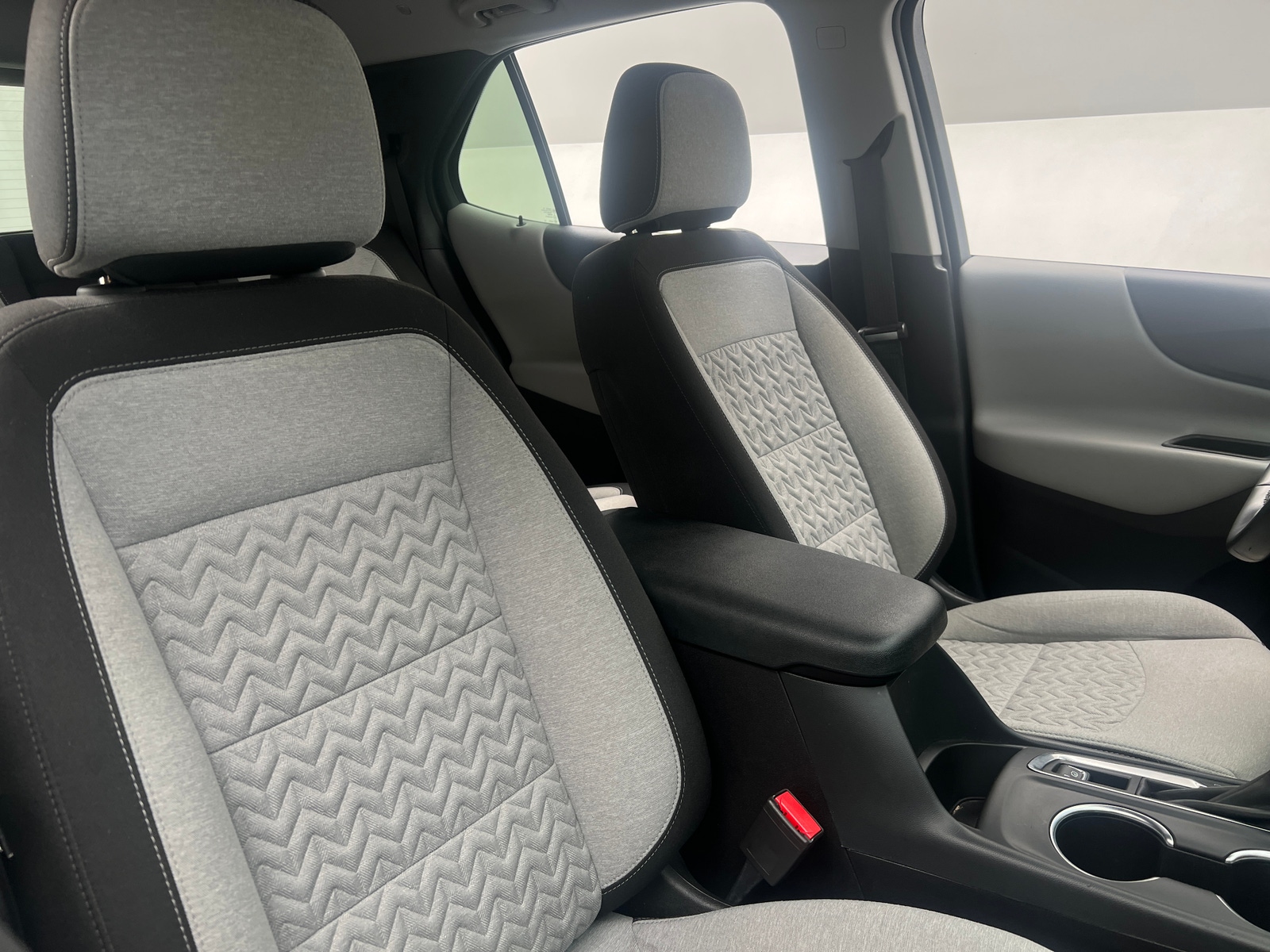 Thumbnail: 2024 Chevrolet Equinox - 2