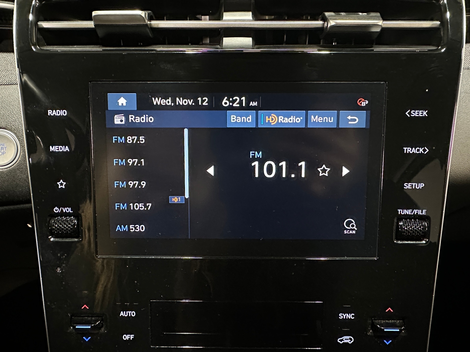 Thumbnail: 2023 Hyundai Tucson - 3