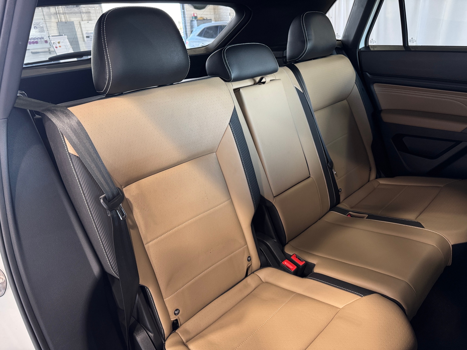 Thumbnail: 2022 Volkswagen Atlas - 5